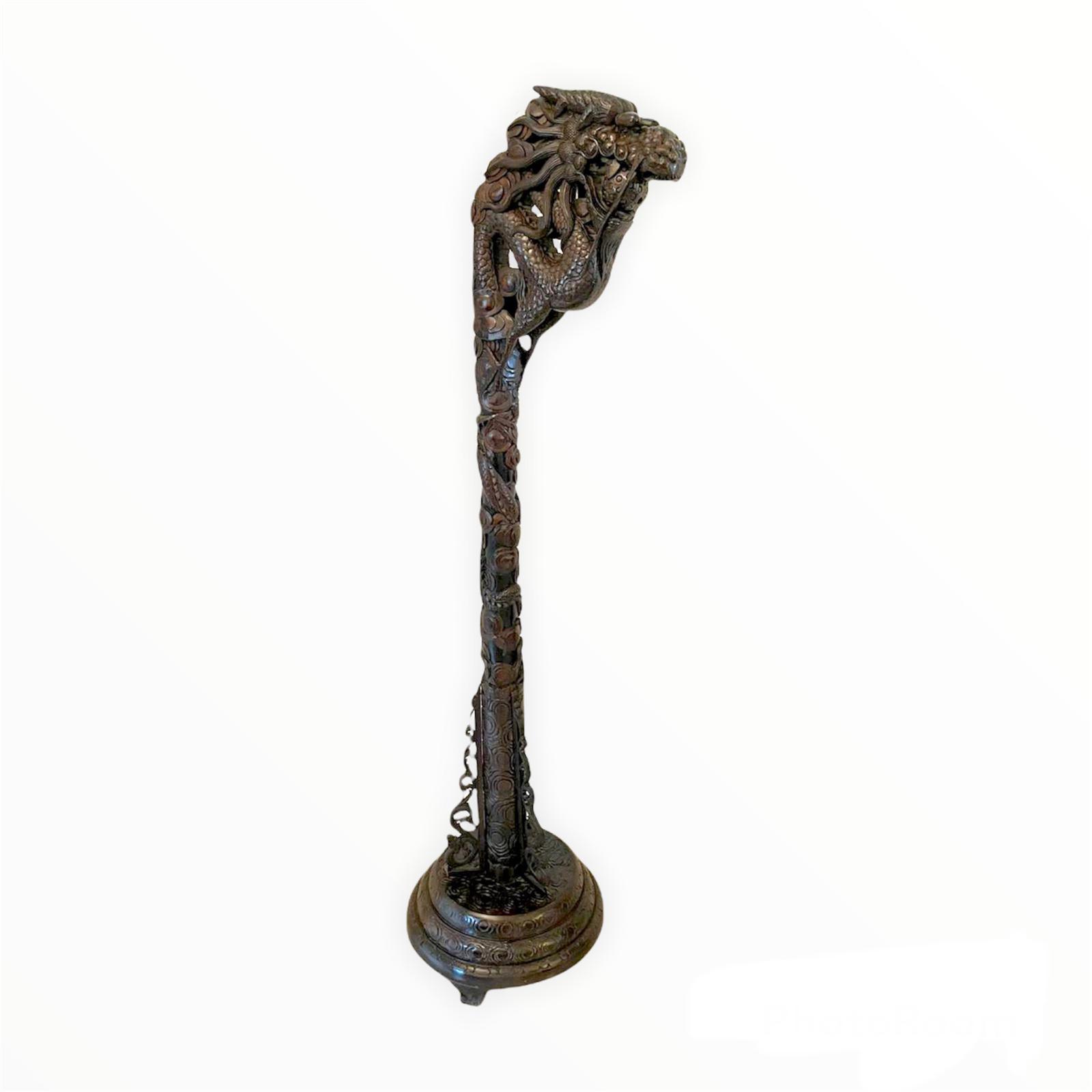 Outstanding Quality Chinese Carved Hardwood Lamp Stand (1 of 18) Outstanding Quality Chinese Carved Hardwood Lamp Stand (1 of 18)