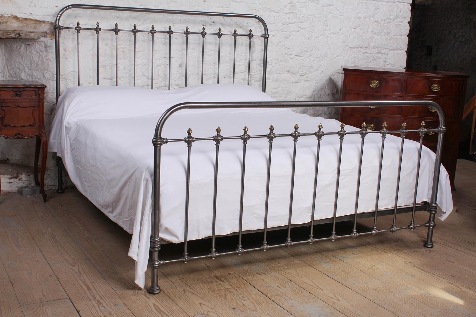 Fabulous French Burnished Iron & Brass Super King Bed (1 of 8)