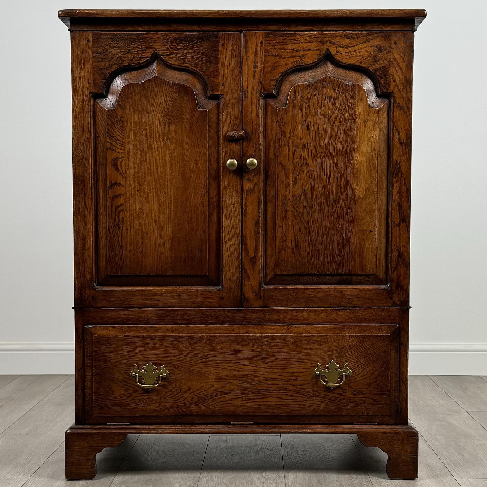 Antique 20th Century Cupboard in Oak (1 of 10) Antique 20th Century Cupboard in Oak (1 of 10)