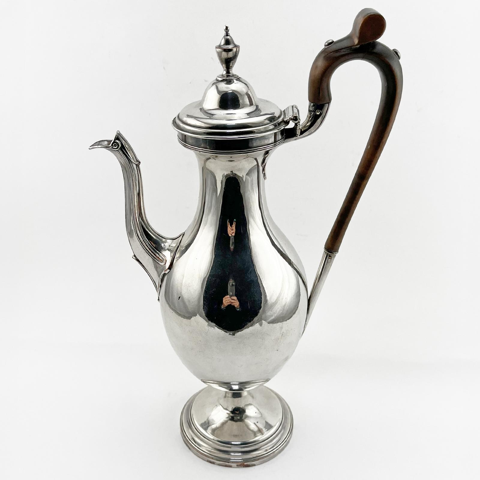 Elegant Georgian Old Sheffield Plate Coffee Pot (1 of 8) Elegant Georgian Old Sheffield Plate Coffee Pot (1 of 8)