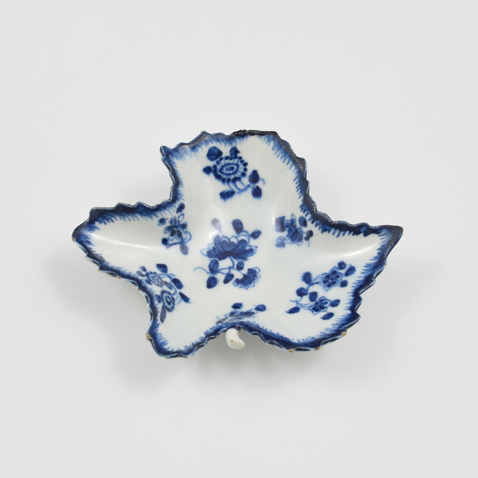 Rare Bow Porcelain Floral Leaf Shape Pickle Dish c.1760 (1 of 10)