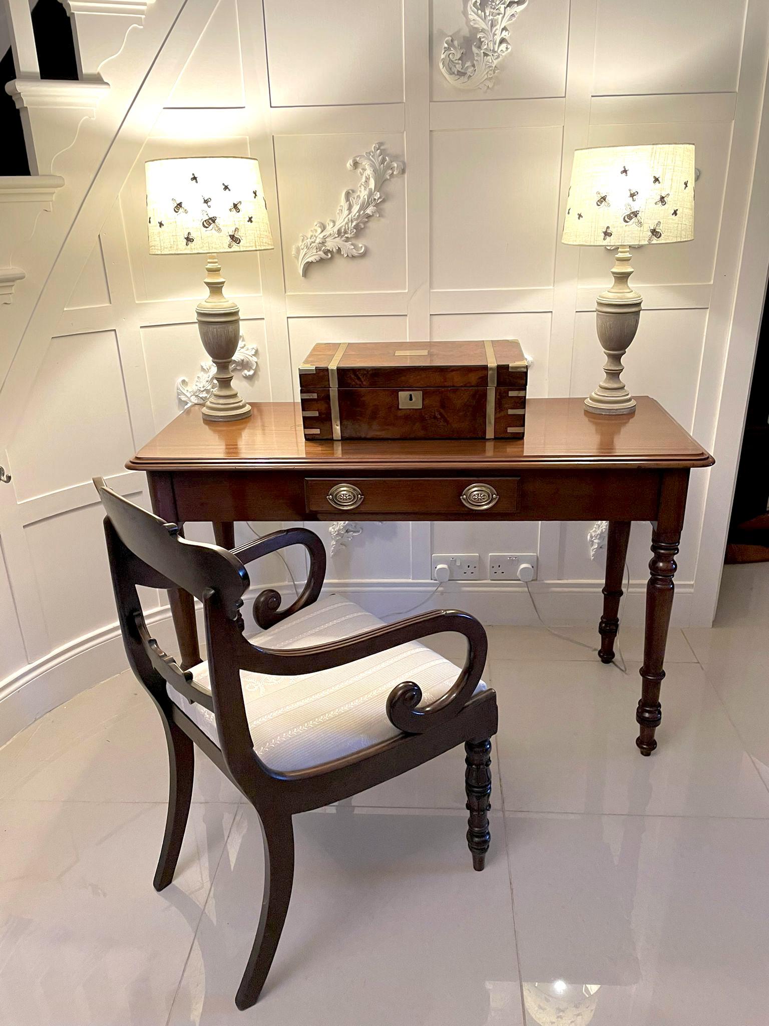 Antique Victorian Mahogany Side Table (1 of 11) Antique Victorian Mahogany Side Table (1 of 11)