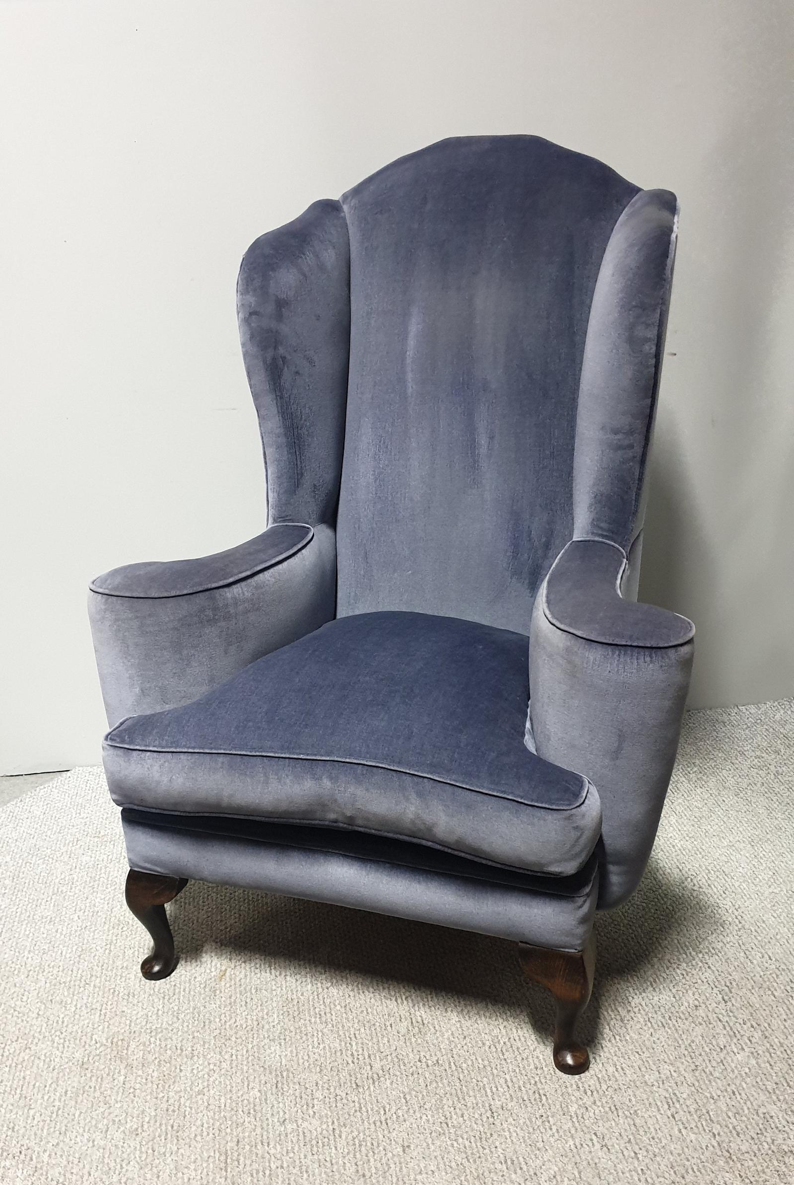 Large Victorian Wing Backed Library Arm Chair (1 of 1) Large Victorian Wing Backed Library Arm Chair (1 of 1)