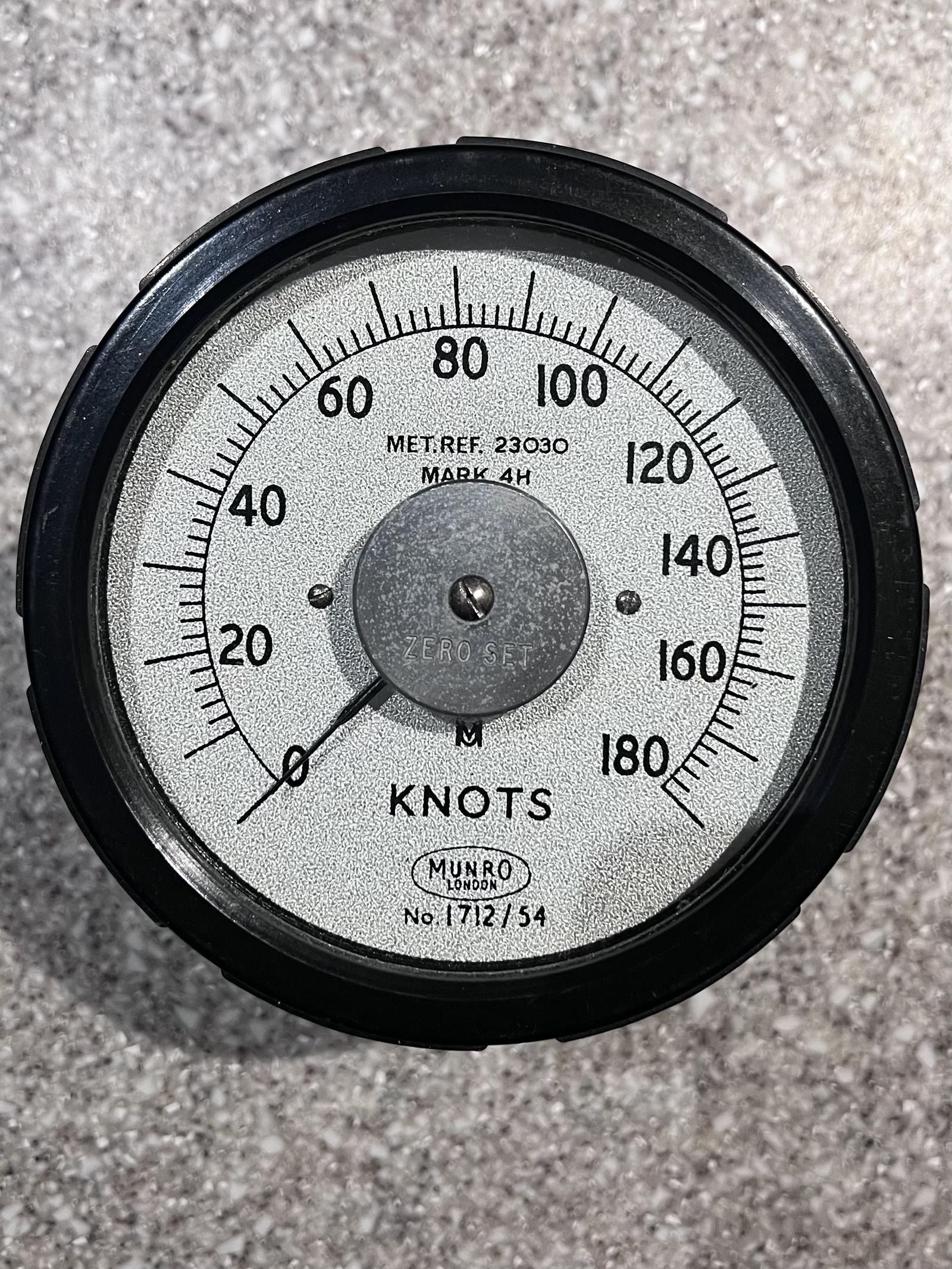 180 Knots Anemometer Dial (1 of 1)
