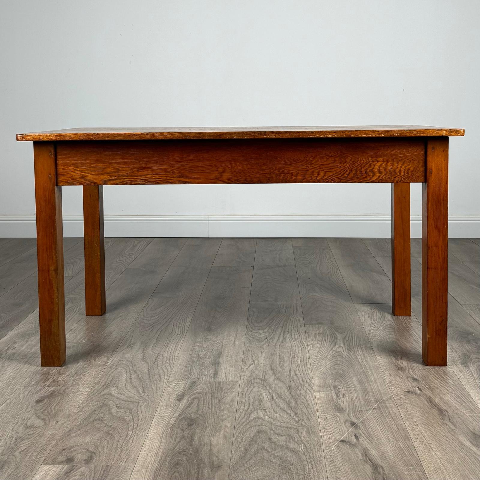 20th Century Side Table / Coffee Table in Oak (1 of 9)