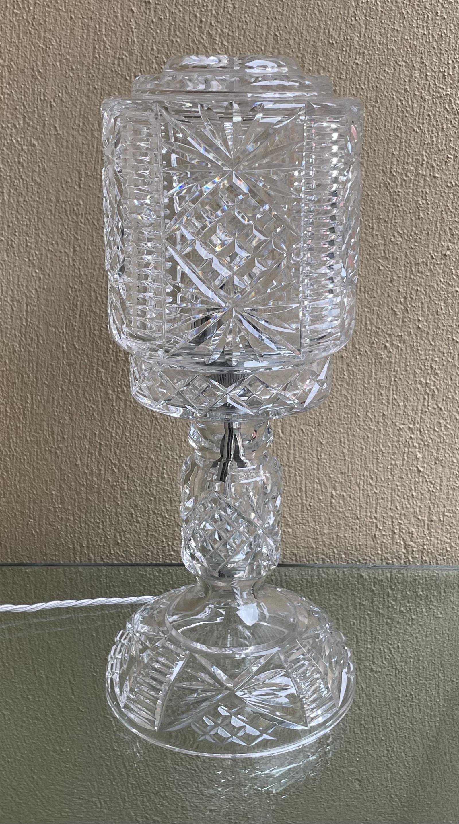 Quality Cut Glass Table Lamp 1930s (1 of 4) Quality Cut Glass Table Lamp 1930s (1 of 4)