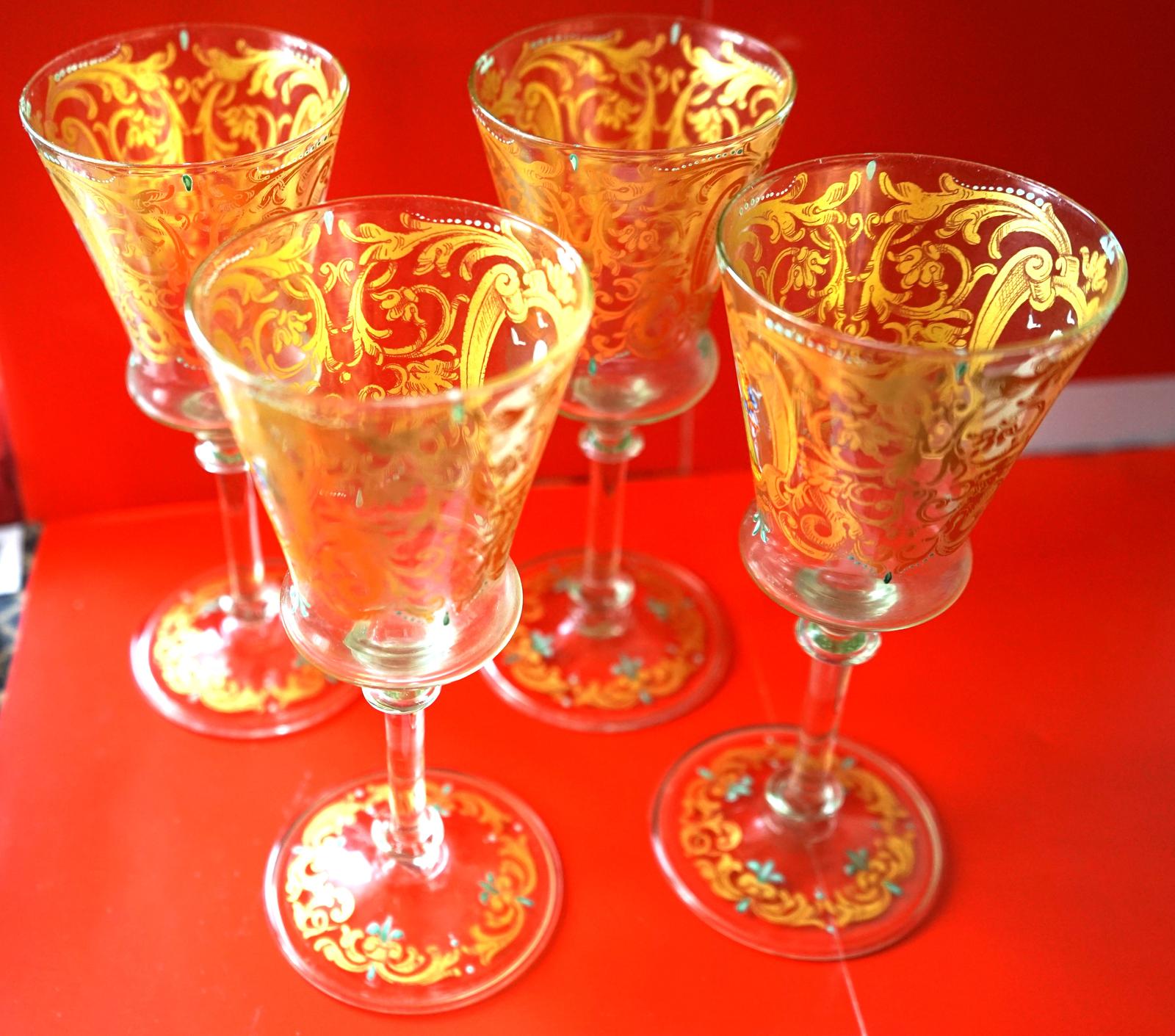 Rare Vintage Set of 4 Venetian Murano Hand Painted Wine Glasses (1 of 12)