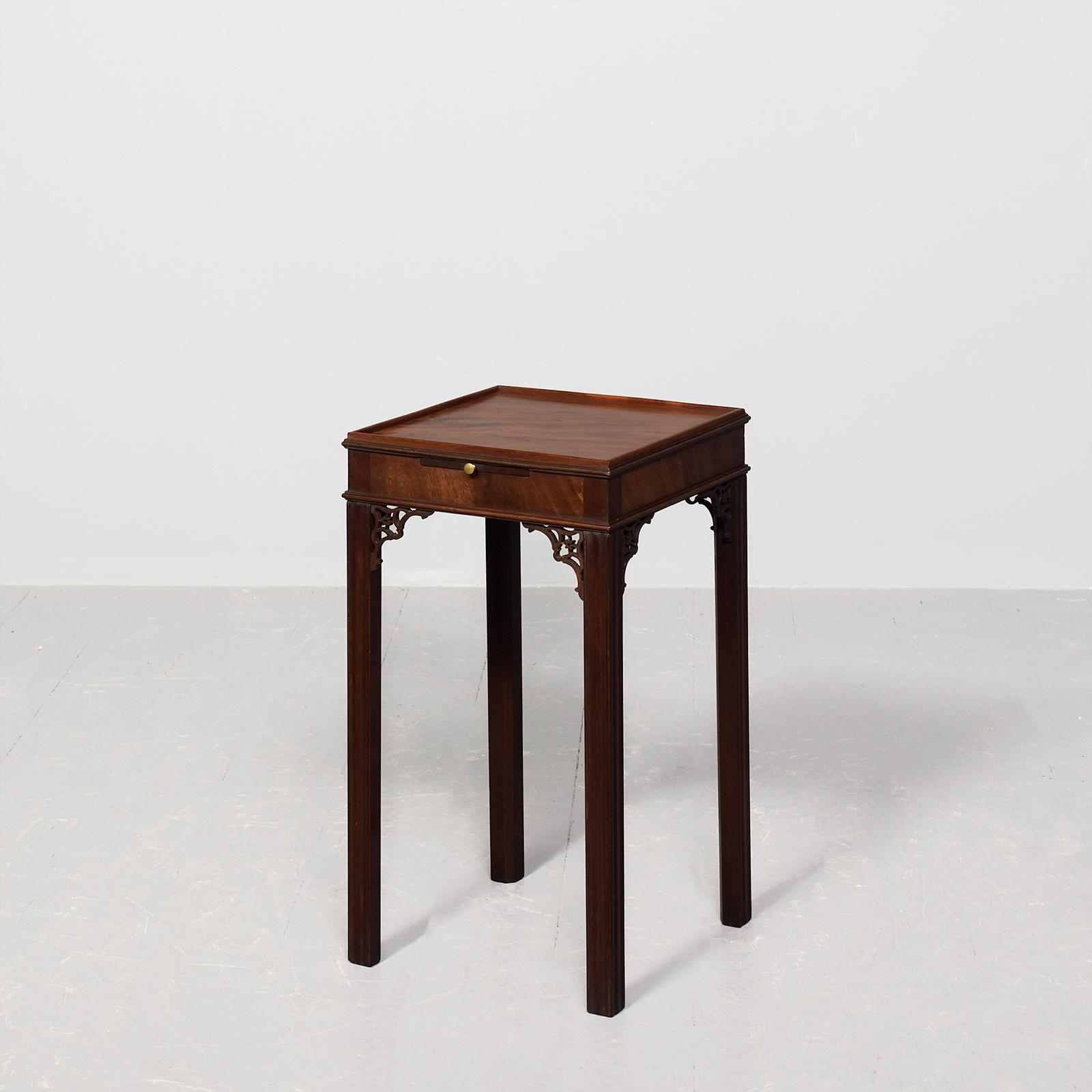 George III Style Mahogany Kettle Stand (1 of 6) George III Style Mahogany Kettle Stand (1 of 6)