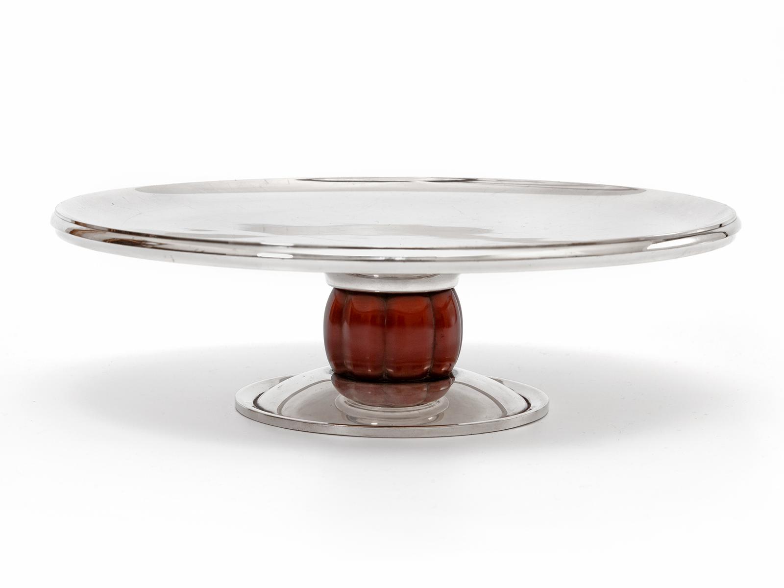 Mappin & Webb Art Deco Silver Plated Comport with a Ribbed Bakelite Stem (1 of 4)