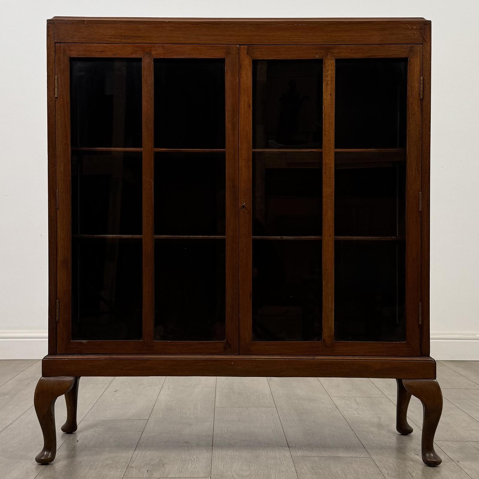 Antique 20th Century Small Mahogany Display Cabinet (1 of 10) Antique 20th Century Small Mahogany Display Cabinet (1 of 10)