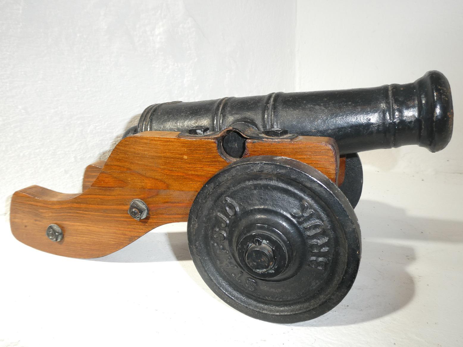 Table Cannon by Stafsjo Bruk (1 of 5) Table Cannon by Stafsjo Bruk (1 of 5)