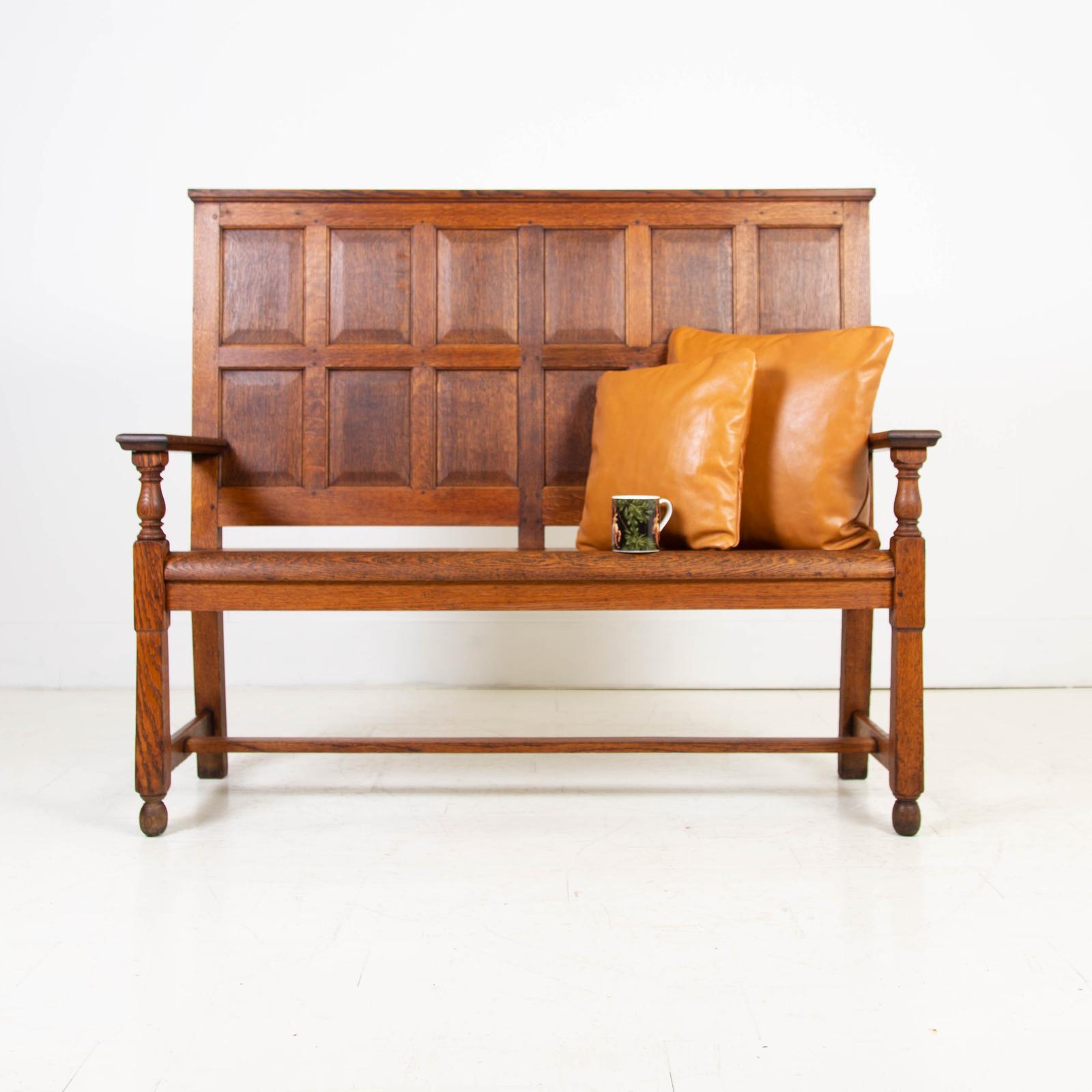 English Arts & Crafts Oak Settle Hall Seat c.1915 (1 of 15) English Arts & Crafts Oak Settle Hall Seat c.1915 (1 of 15)