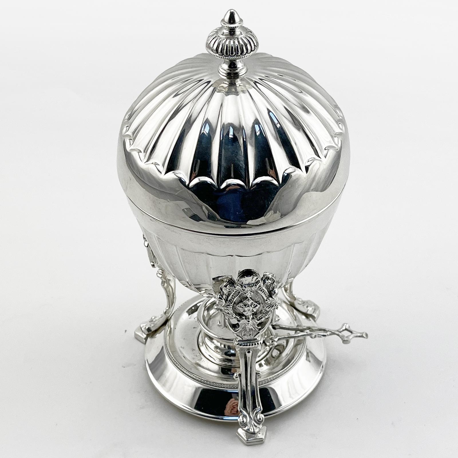 Decorative Late Victorian Silver Plated Egg Coddler (1 of 7) Decorative Late Victorian Silver Plated Egg Coddler (1 of 7)