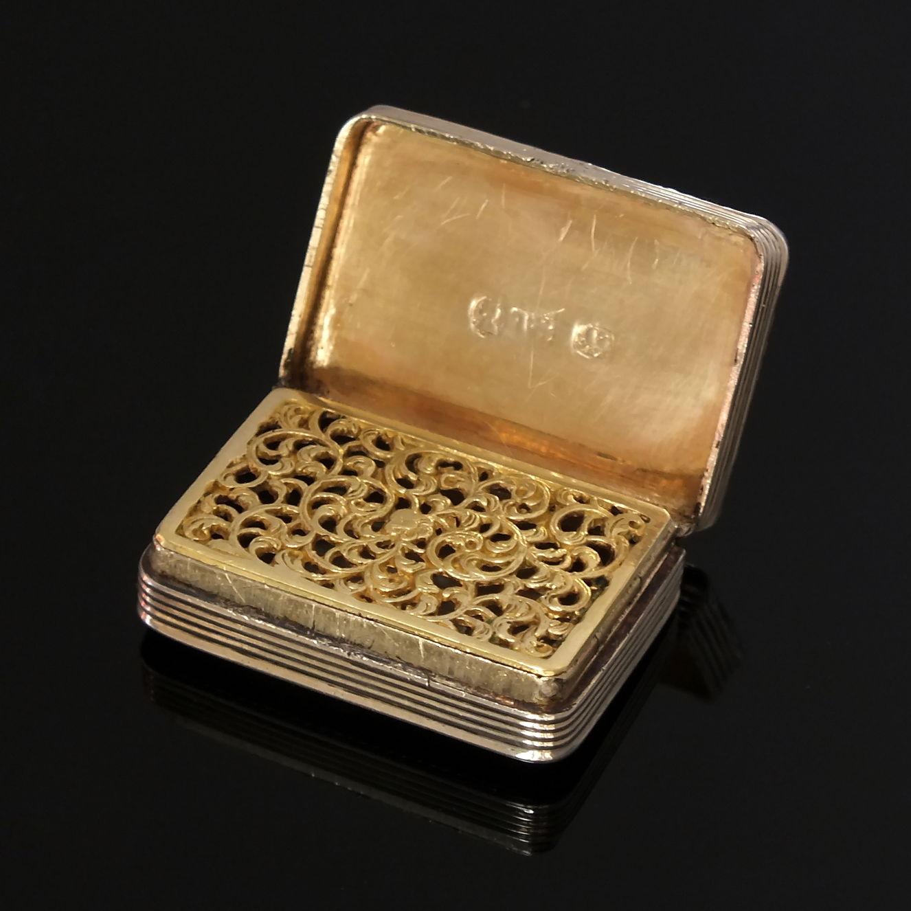 Georgian Silver Vinaigrette by Thomas Shaw Birmingham 1829 (1 of 6) Georgian Silver Vinaigrette by Thomas Shaw Birmingham 1829 (1 of 6)