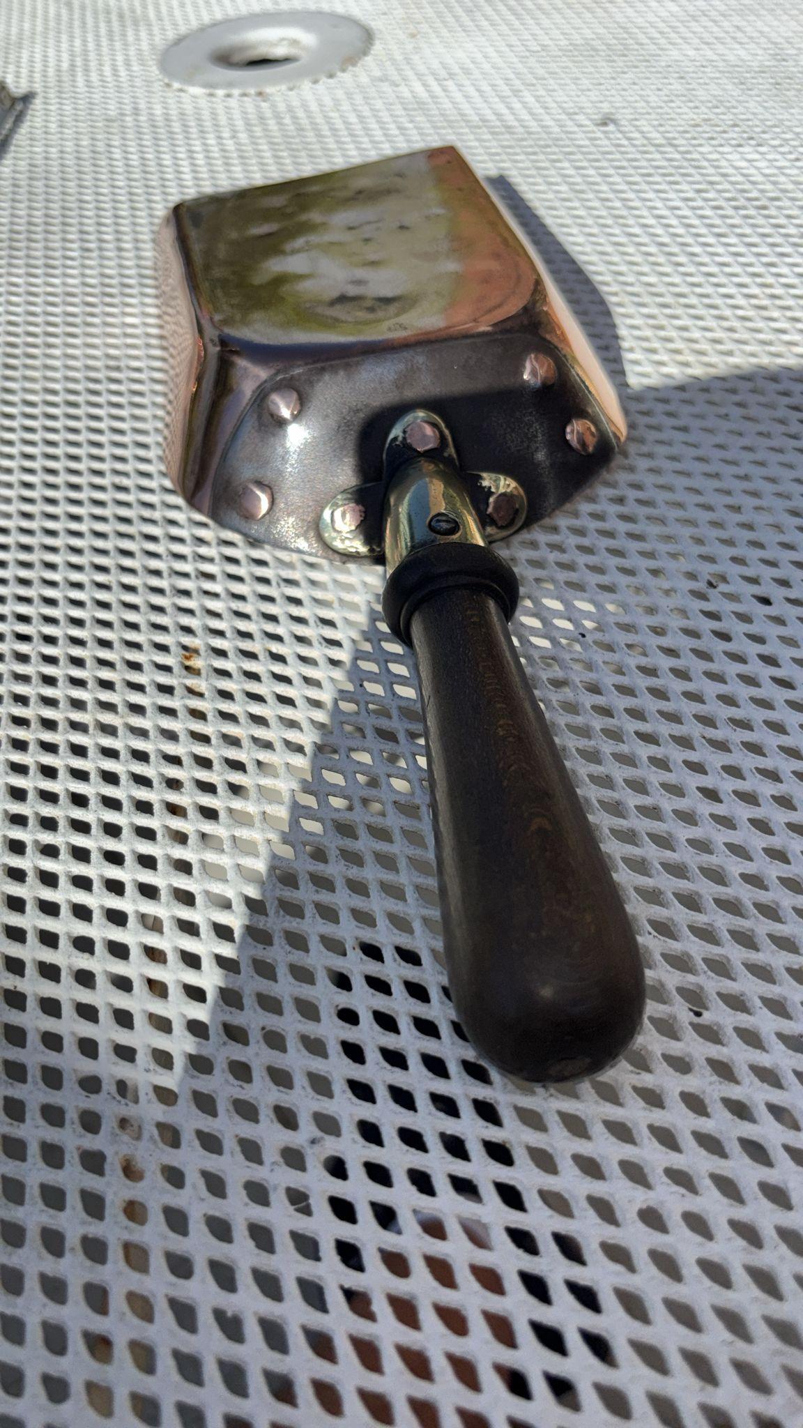 Victorian, Copper Coal Scoop (1 of 3) Victorian, Copper Coal Scoop (1 of 3)