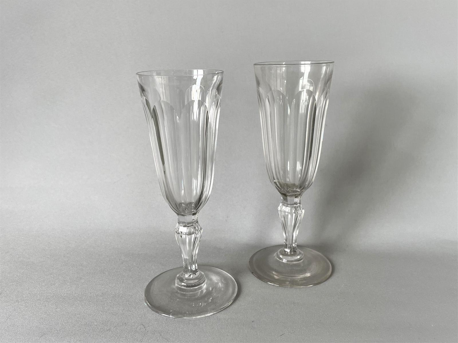 Excellent Pair of Victorian Cut Glass Champagne Flutes (1 of 5) Excellent Pair of Victorian Cut Glass Champagne Flutes (1 of 5)