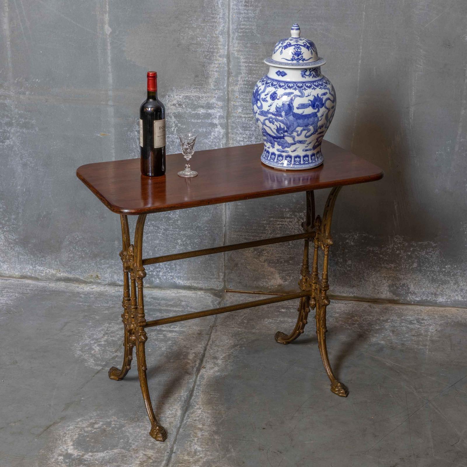 Victorian Conservatory Table (1 of 10)