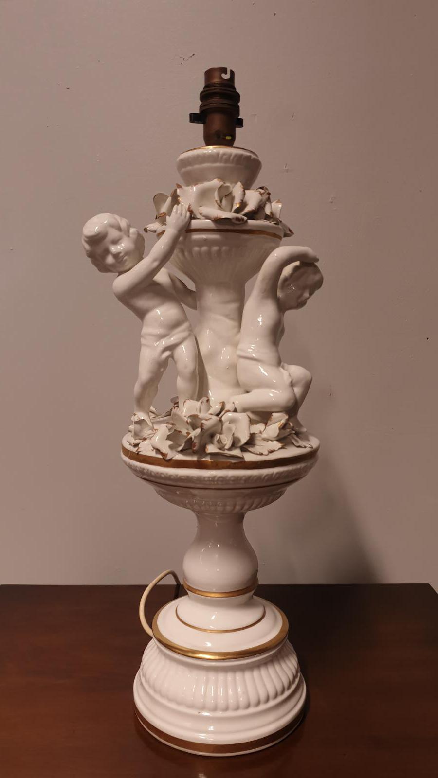 Pretty Italian Porcelain Lamp (1 of 1) Pretty Italian Porcelain Lamp (1 of 1)