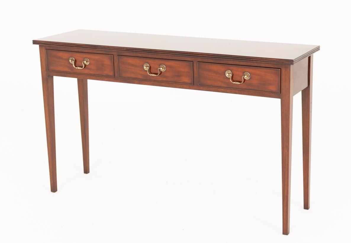 Georgian Revival Mahogany Sofa Table c.1920 (1 of 6) Georgian Revival Mahogany Sofa Table c.1920 (1 of 6)