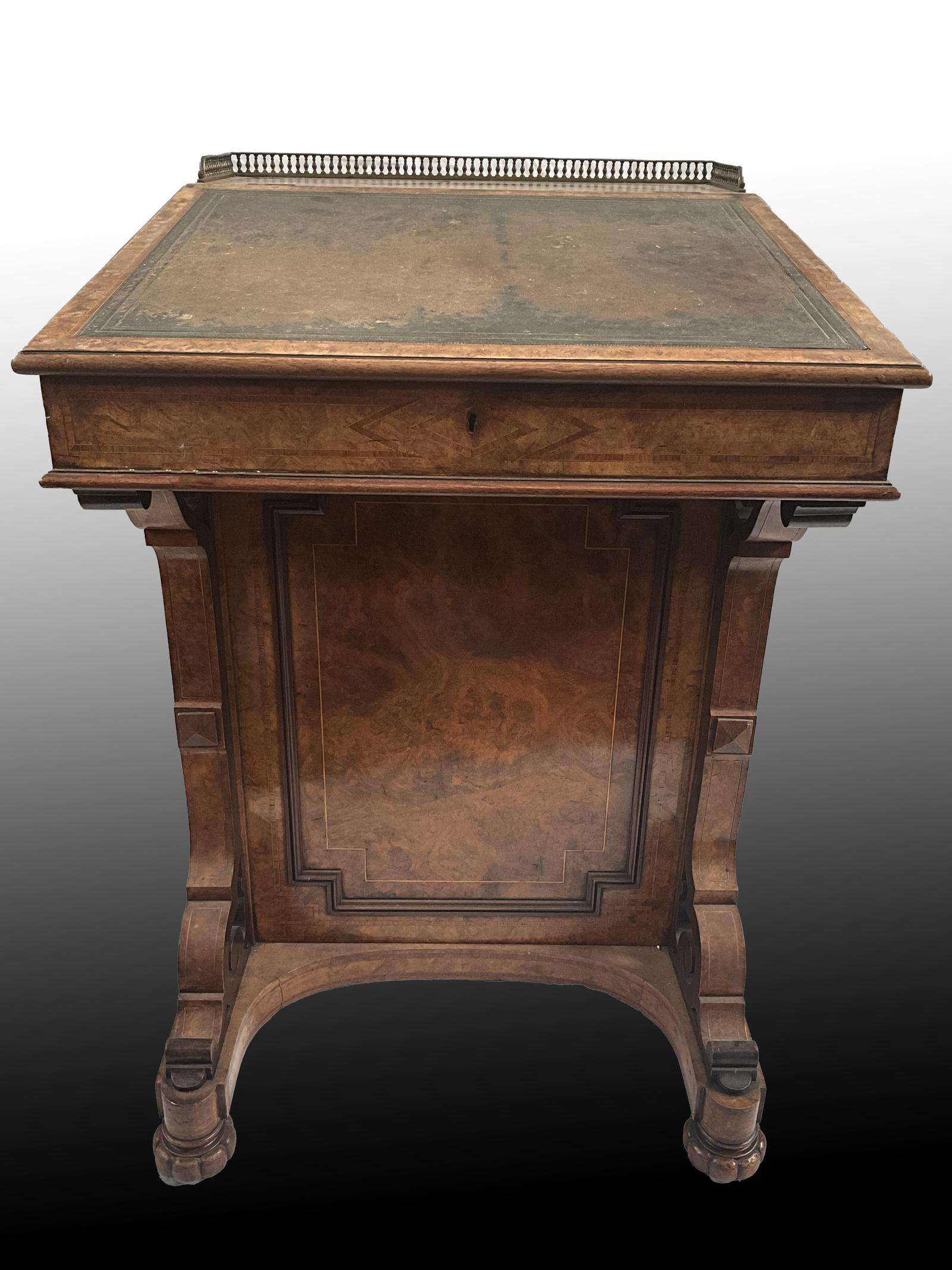 Victorian Walnut Davenport c.1860 (1 of 7)