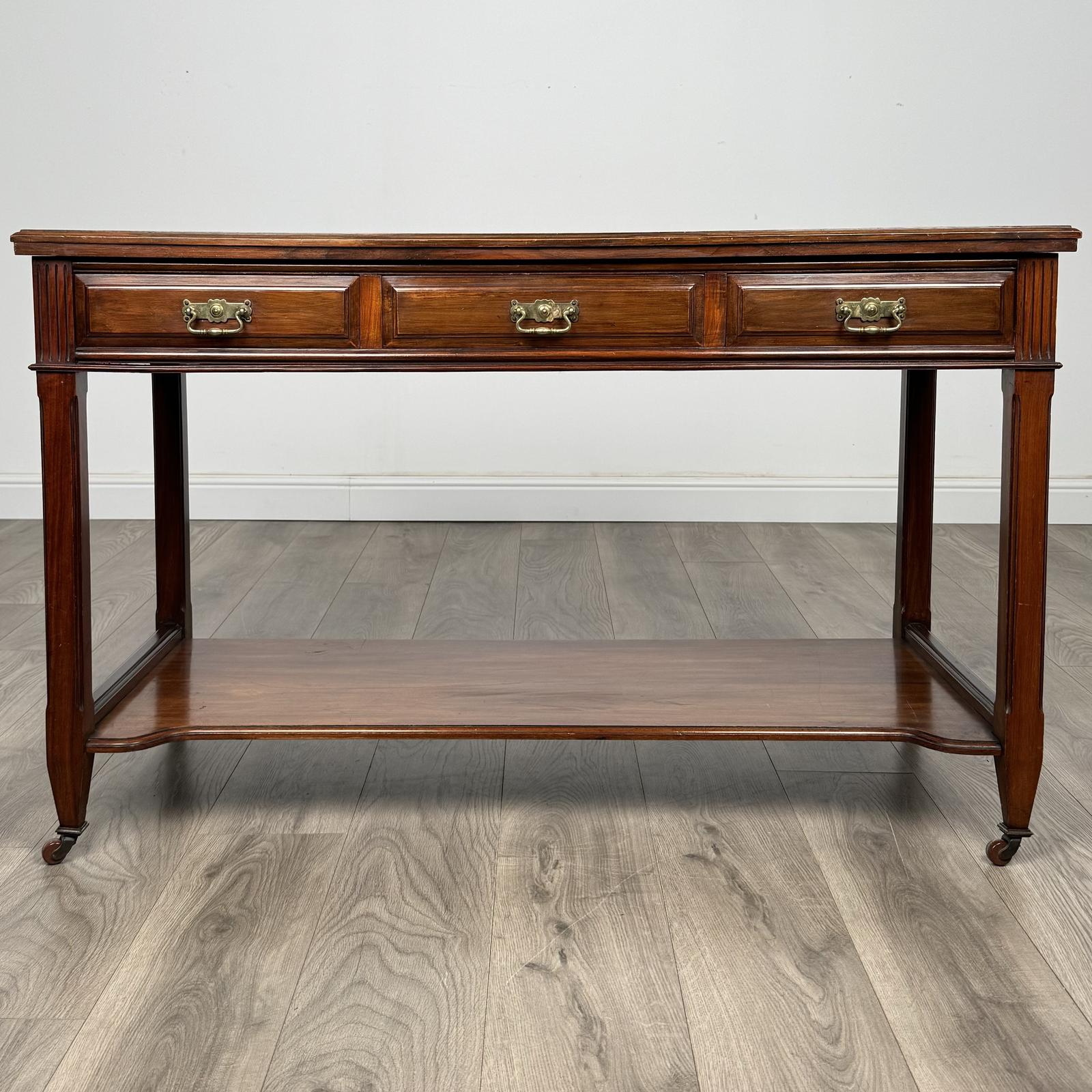 Antique 20th Century Side Table / Writing Table in Walnut (1 of 11) Antique 20th Century Side Table / Writing Table in Walnut (1 of 11)