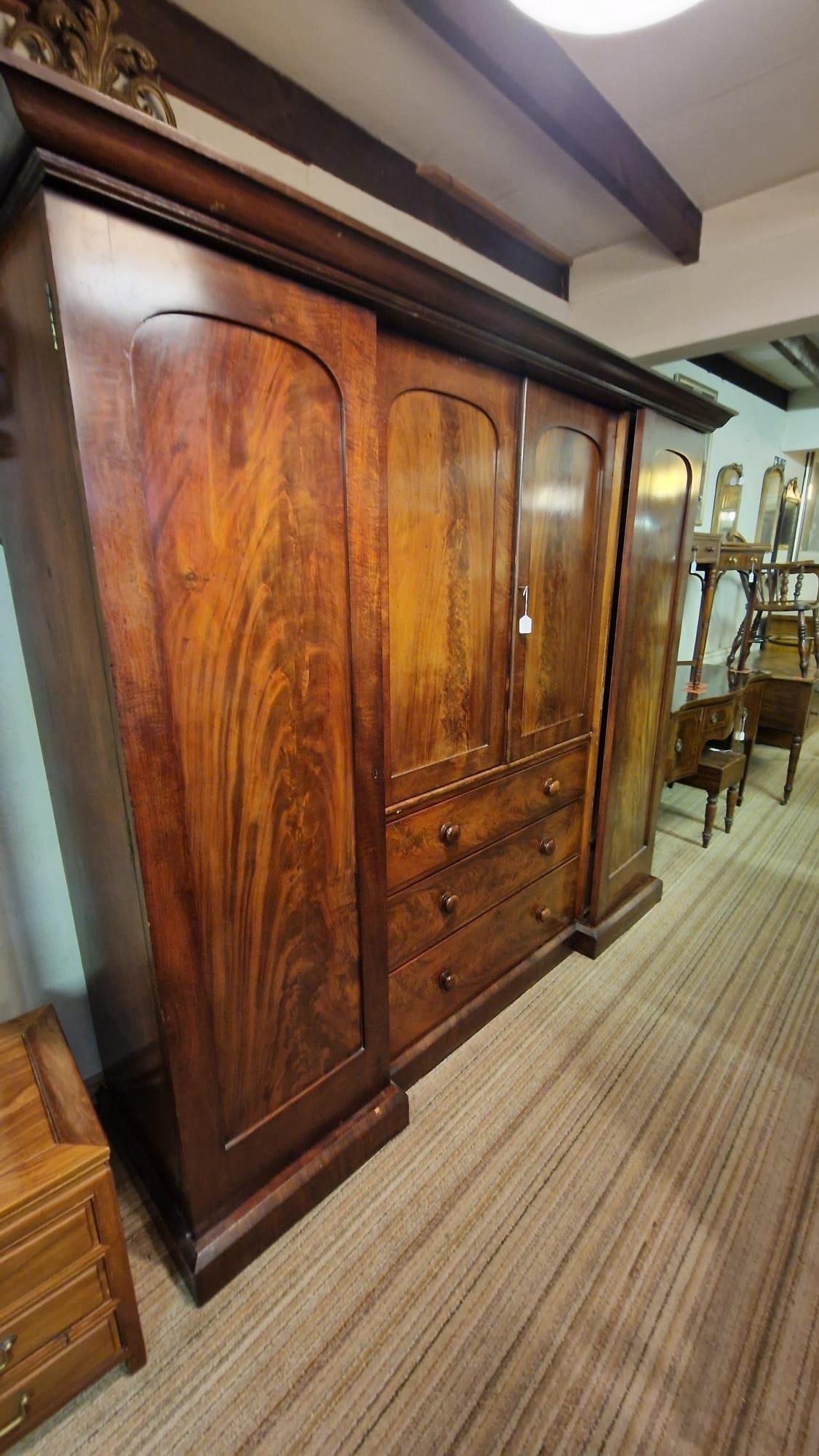 Item Main Image