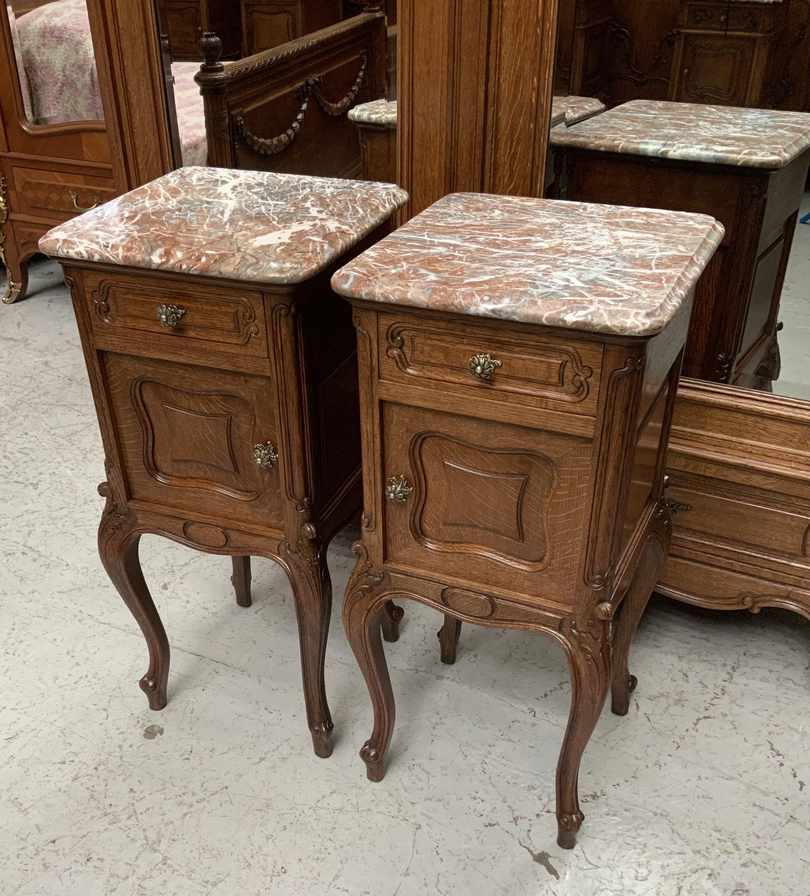Pair of French Oak Bedside Cabinets (1 of 9) Pair of French Oak Bedside Cabinets (1 of 9)