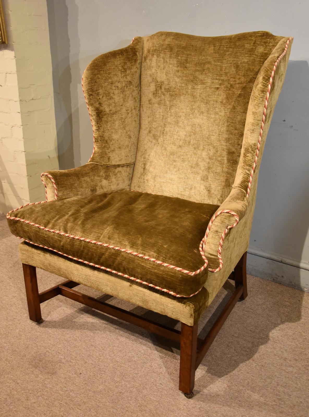 Mid 18th Century Walnut Wing Armchair (1 of 7) Mid 18th Century Walnut Wing Armchair (1 of 7)