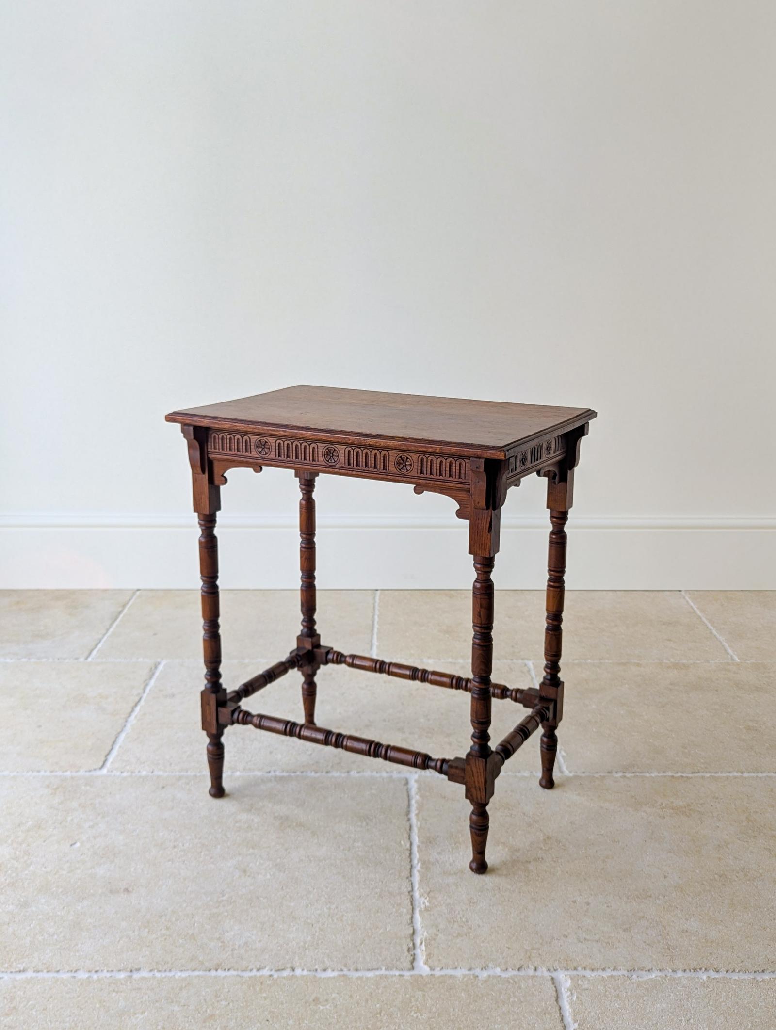 Antique Victorian Oak Jacobean Revival Occasional Table c.1890 (1 of 16)