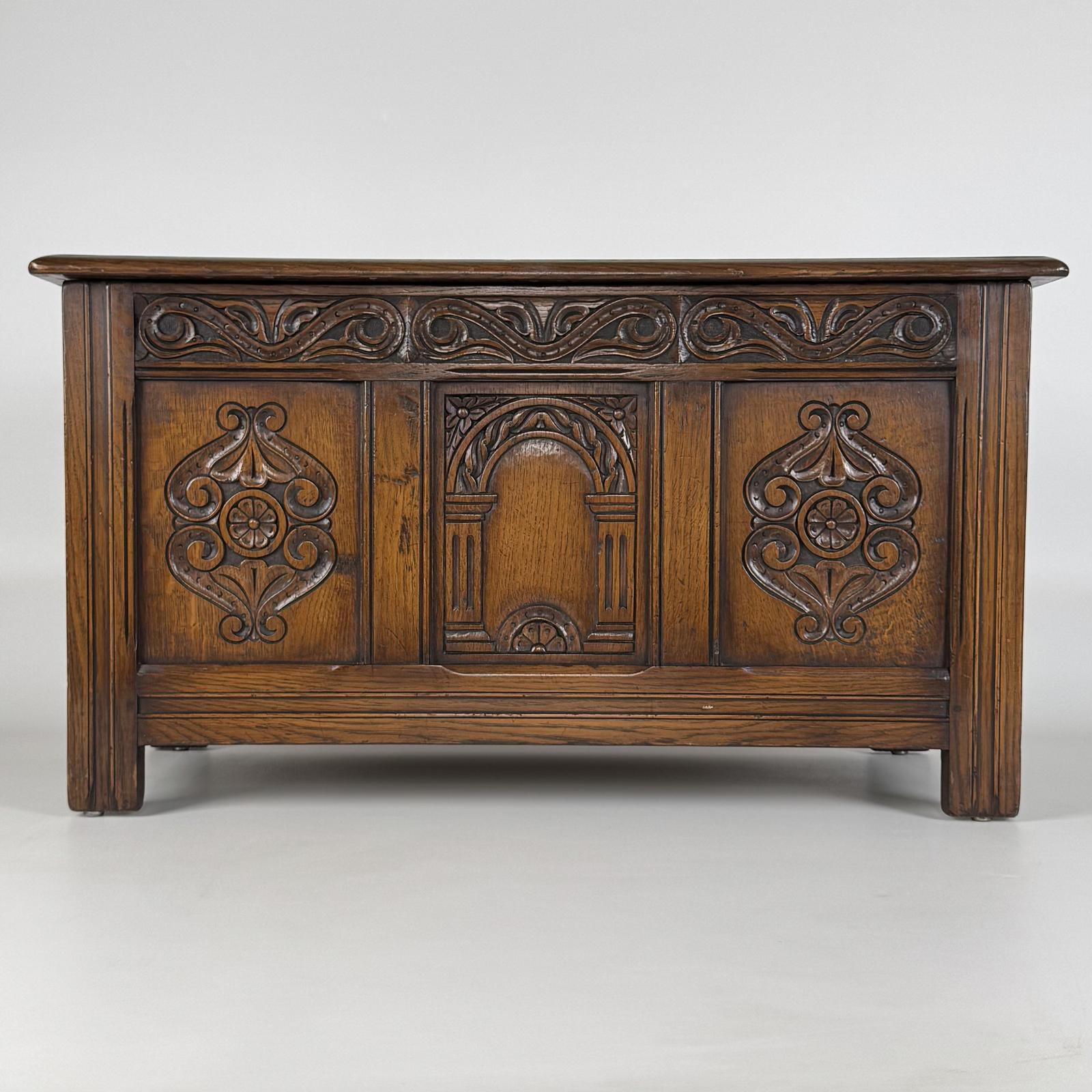 Antique 20th Century Good Quality Carved Oak Blanket Box (1 of 10) Antique 20th Century Good Quality Carved Oak Blanket Box (1 of 10)