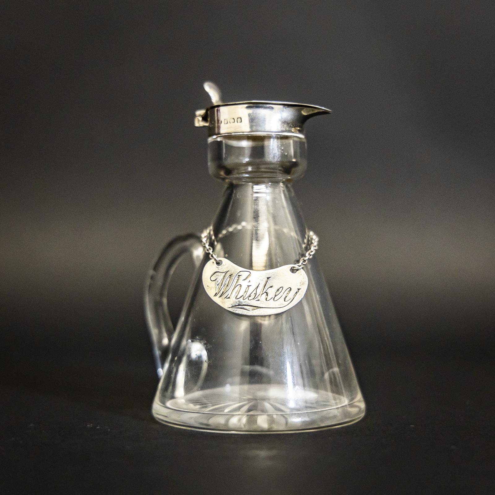 Silver Topped Whisky Noggin (1 of 7) Silver Topped Whisky Noggin (1 of 7)