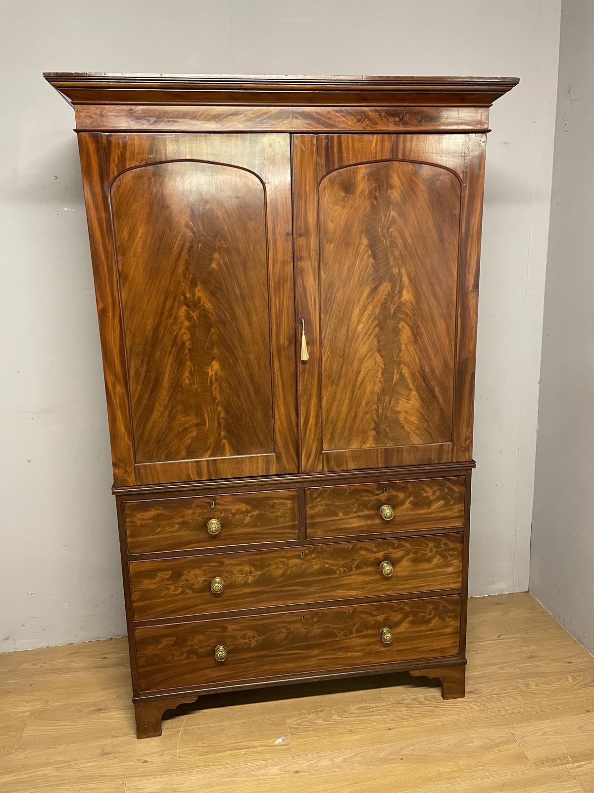 Georgian Country House Flame Mahogany Linen Press - London Maker (1 of 11)