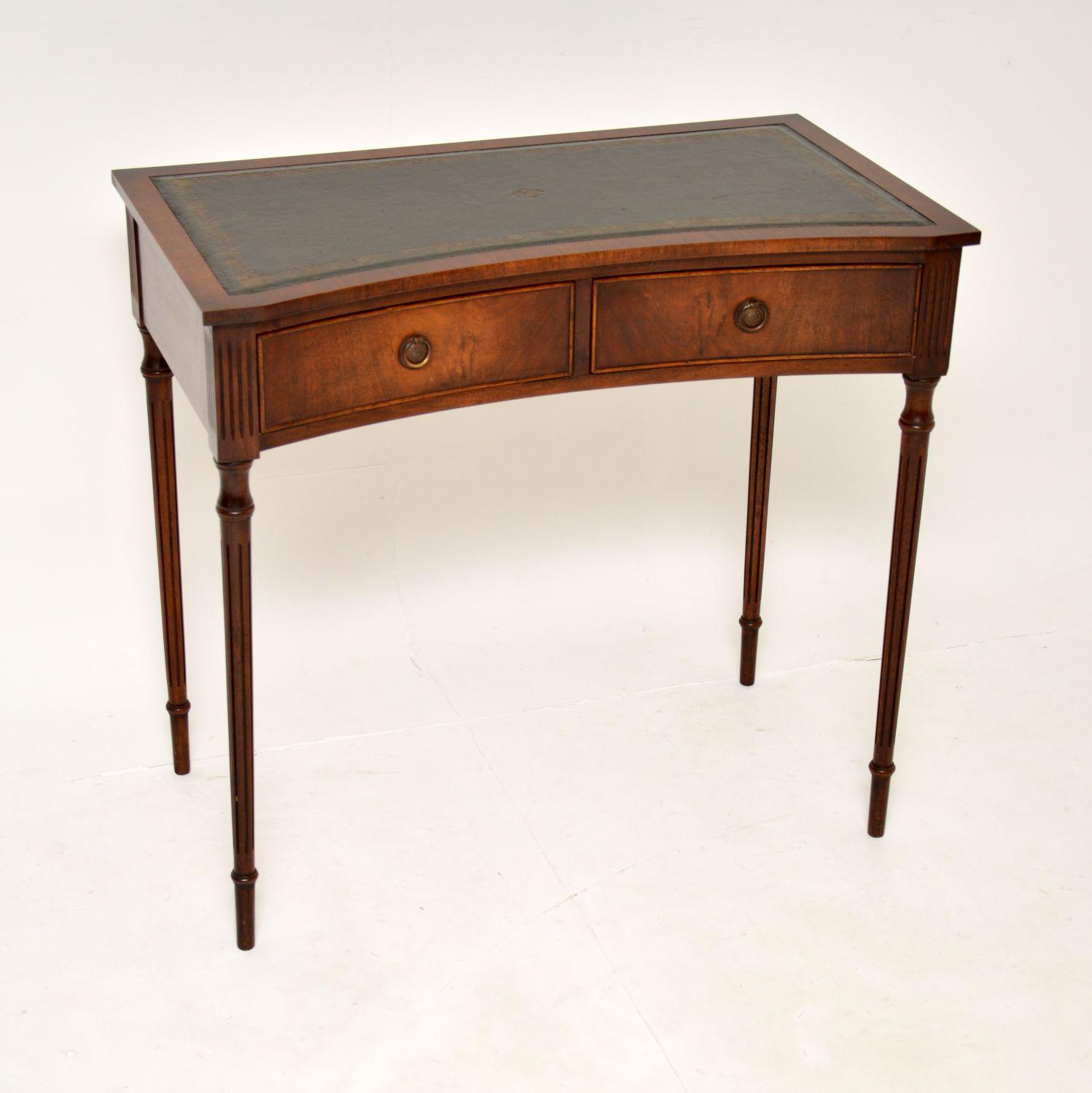 Mahogany Leather Top Writing Table / Desk (1 of 11) Mahogany Leather Top Writing Table / Desk (1 of 11)
