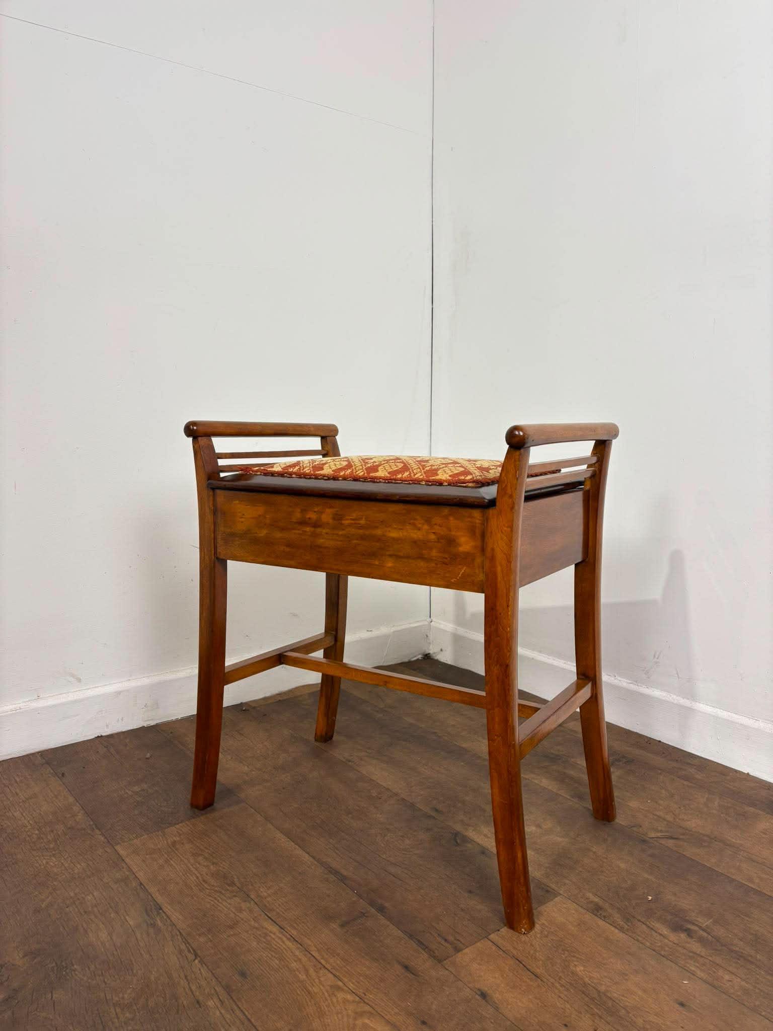 Edwardian Mahogany Piano Stool (1 of 12) Edwardian Mahogany Piano Stool (1 of 12)