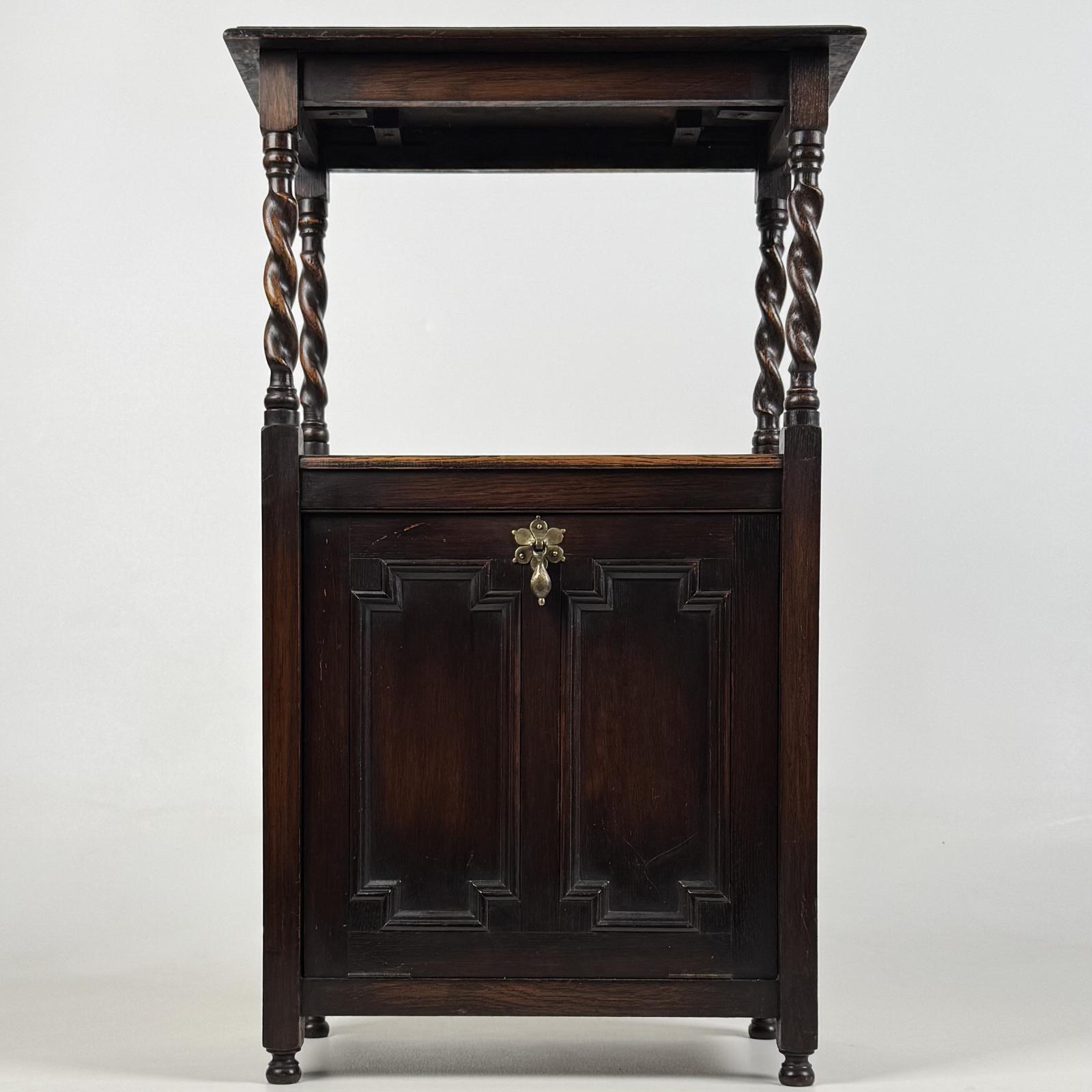 Antique 20th Century Barley Twist Cabinet In Oak (1 of 12)