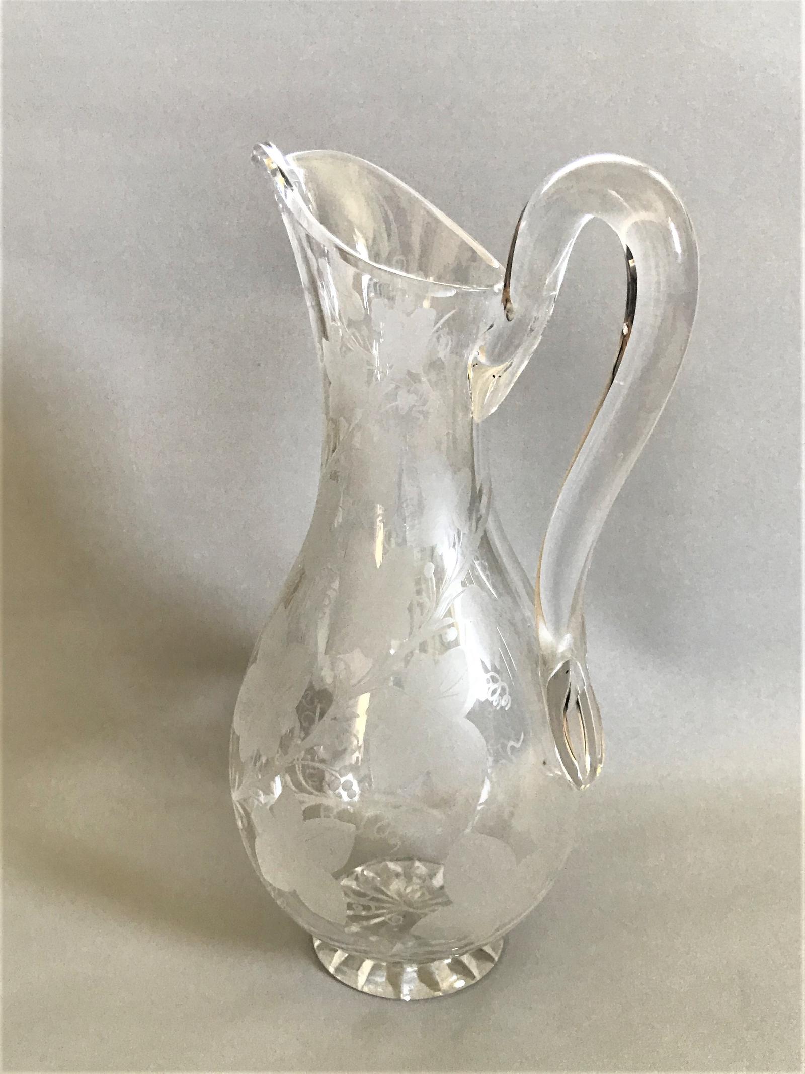 Handsome Victorian Ivy Etched Water / Wine Jug (1 of 4) Handsome Victorian Ivy Etched Water / Wine Jug (1 of 4)