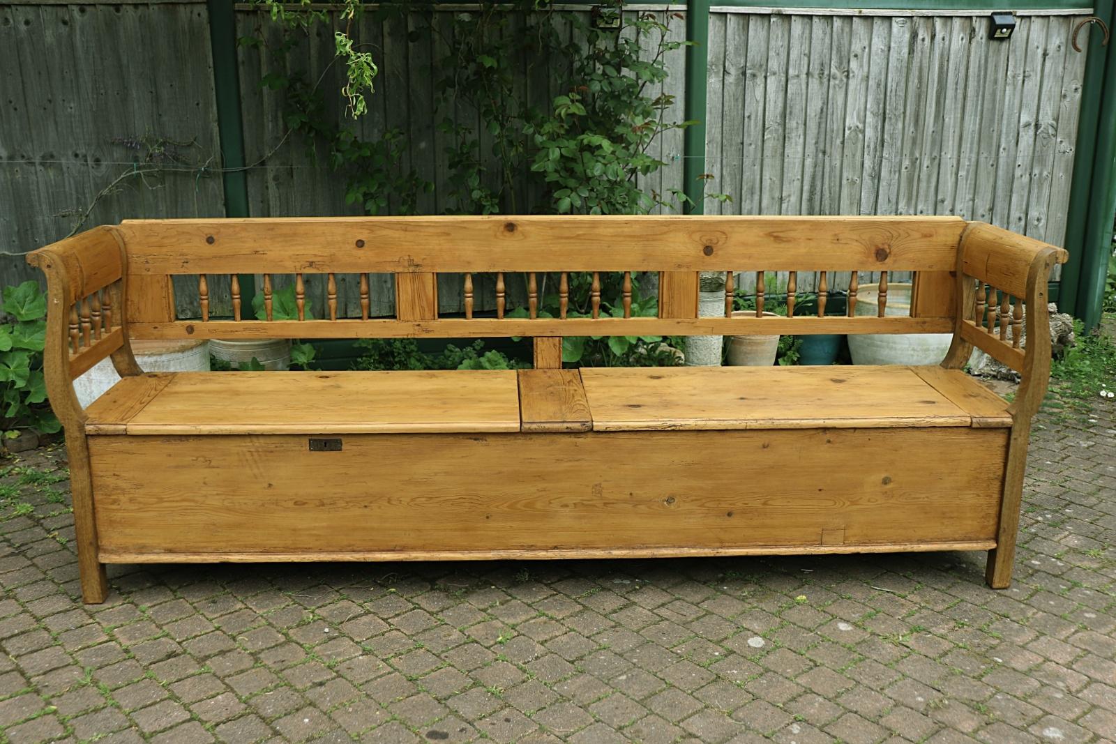 Pine Pews - main image