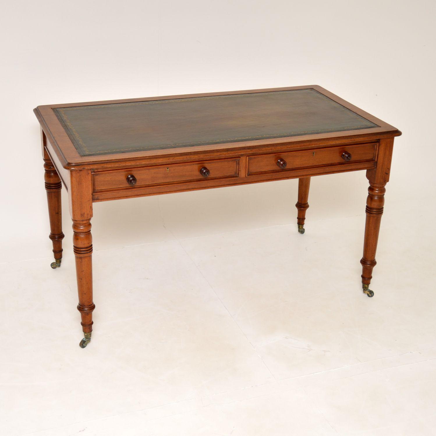 Antique Victorian Mahogany Writing Table / Desk (1 of 10) Antique Victorian Mahogany Writing Table / Desk (1 of 10)