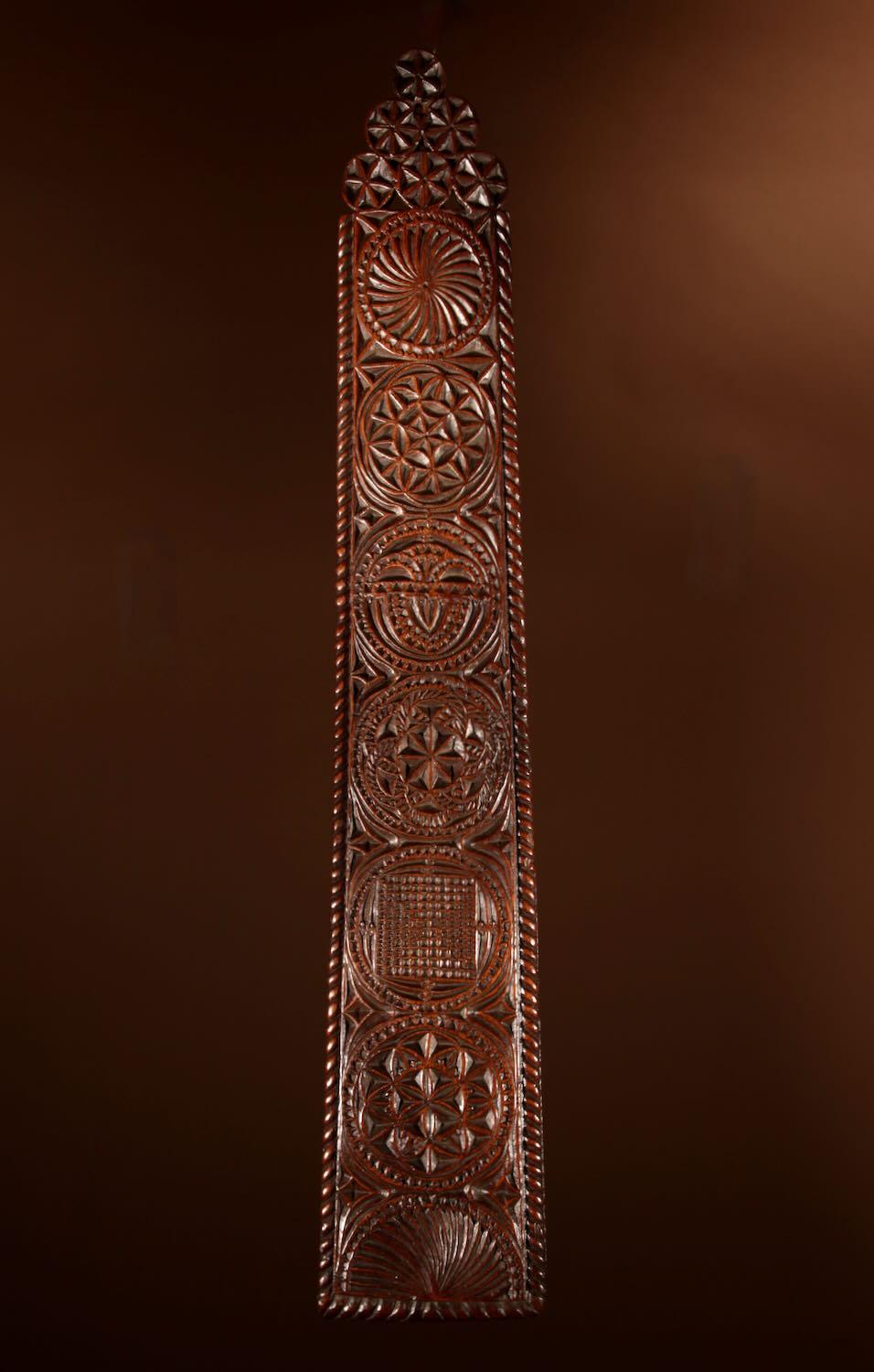 Rare Very Fine Chip Carved Walnut Frisian Dutch Mangling Board 17/18th Century (1 of 9)