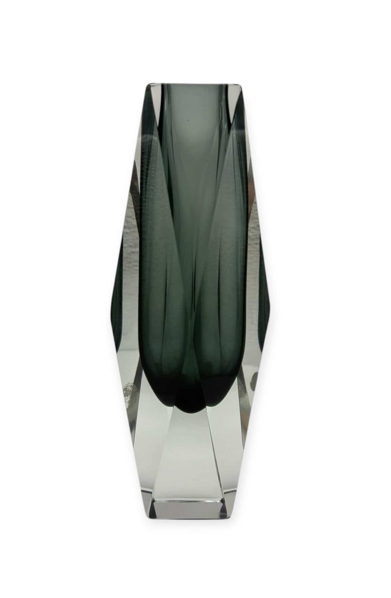 Murano Sommerso Faceted Glass Vase - Original Label (1 of 6) Murano Sommerso Faceted Glass Vase - Original Label (1 of 6)