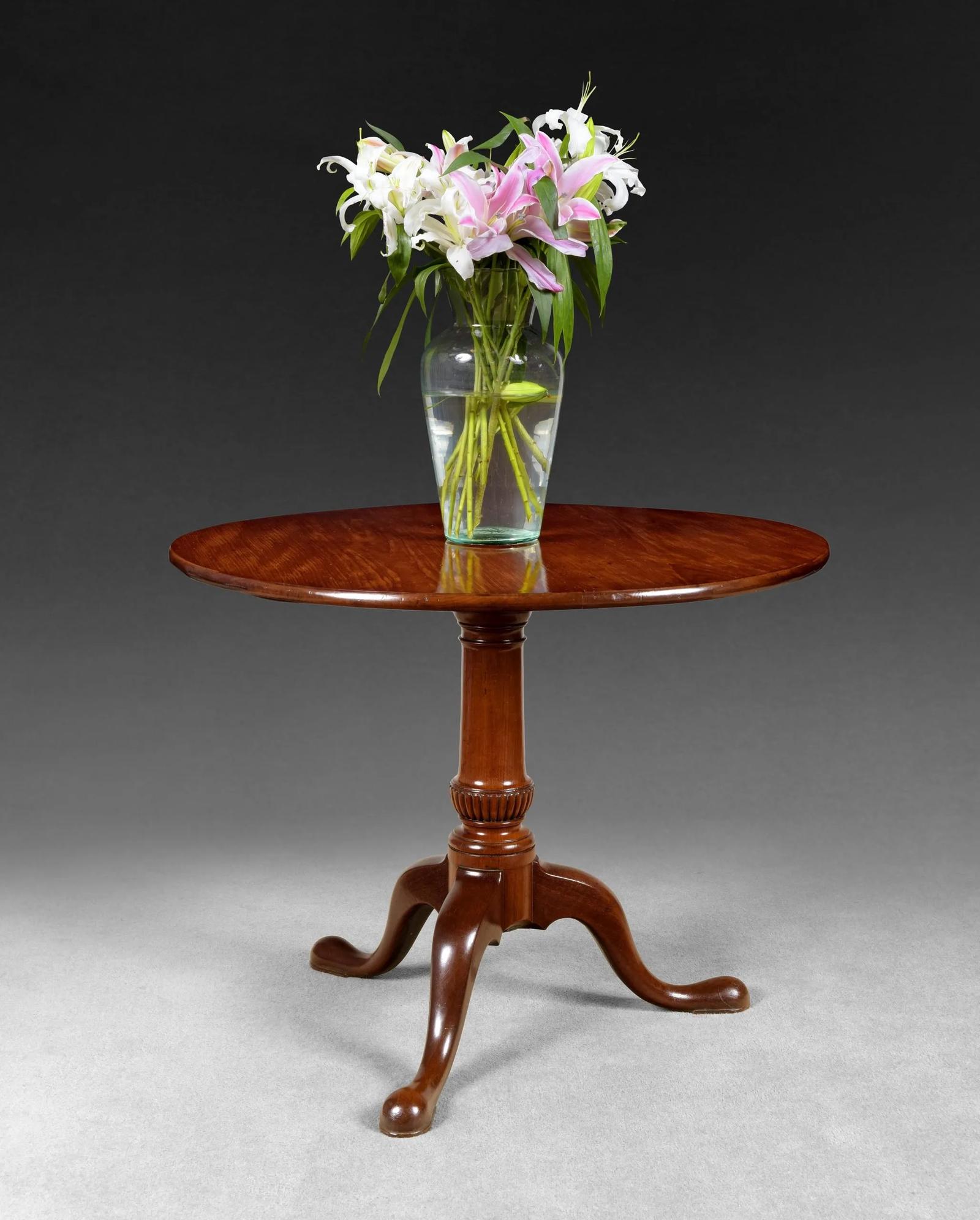 Mid 18th Century Mahogany Tripod Table (1 of 9)
