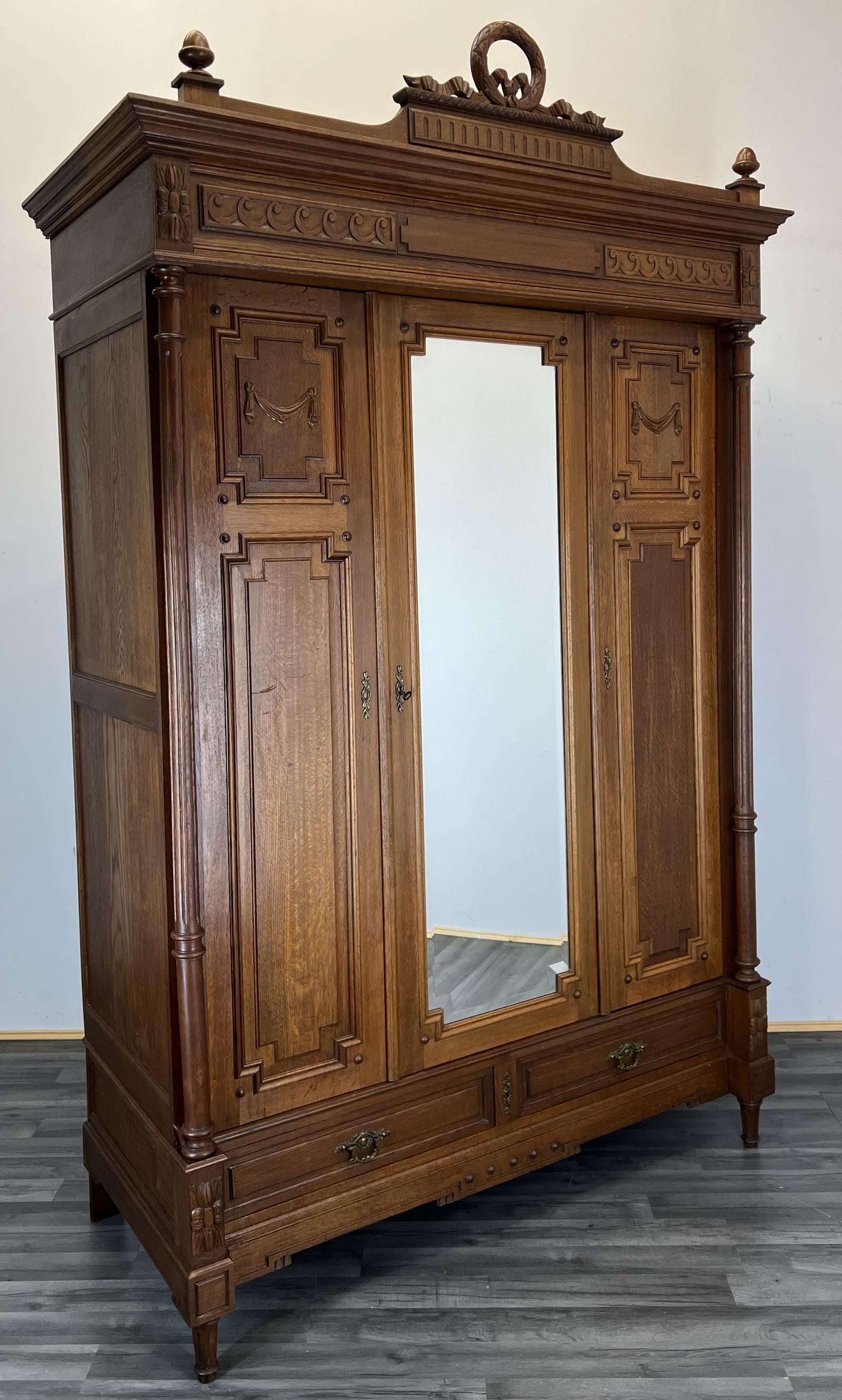 Impressive Antique French Armoire Wardrobe with Mirror (1 of 15) Impressive Antique French Armoire Wardrobe with Mirror (1 of 15)