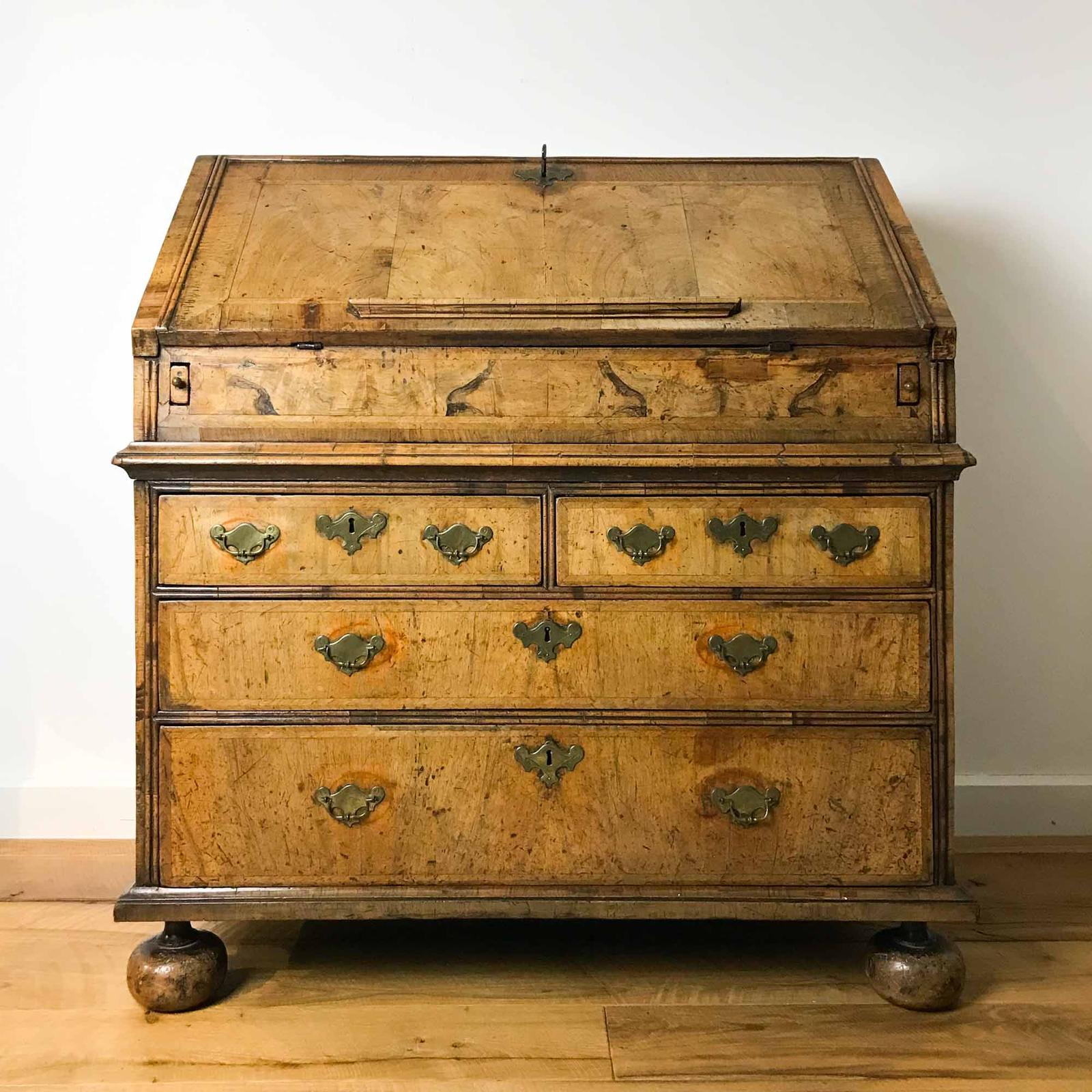 Queen Anne Walnut Bureau with Secret Compartments (1 of 27) Queen Anne Walnut Bureau with Secret Compartments (1 of 27)
