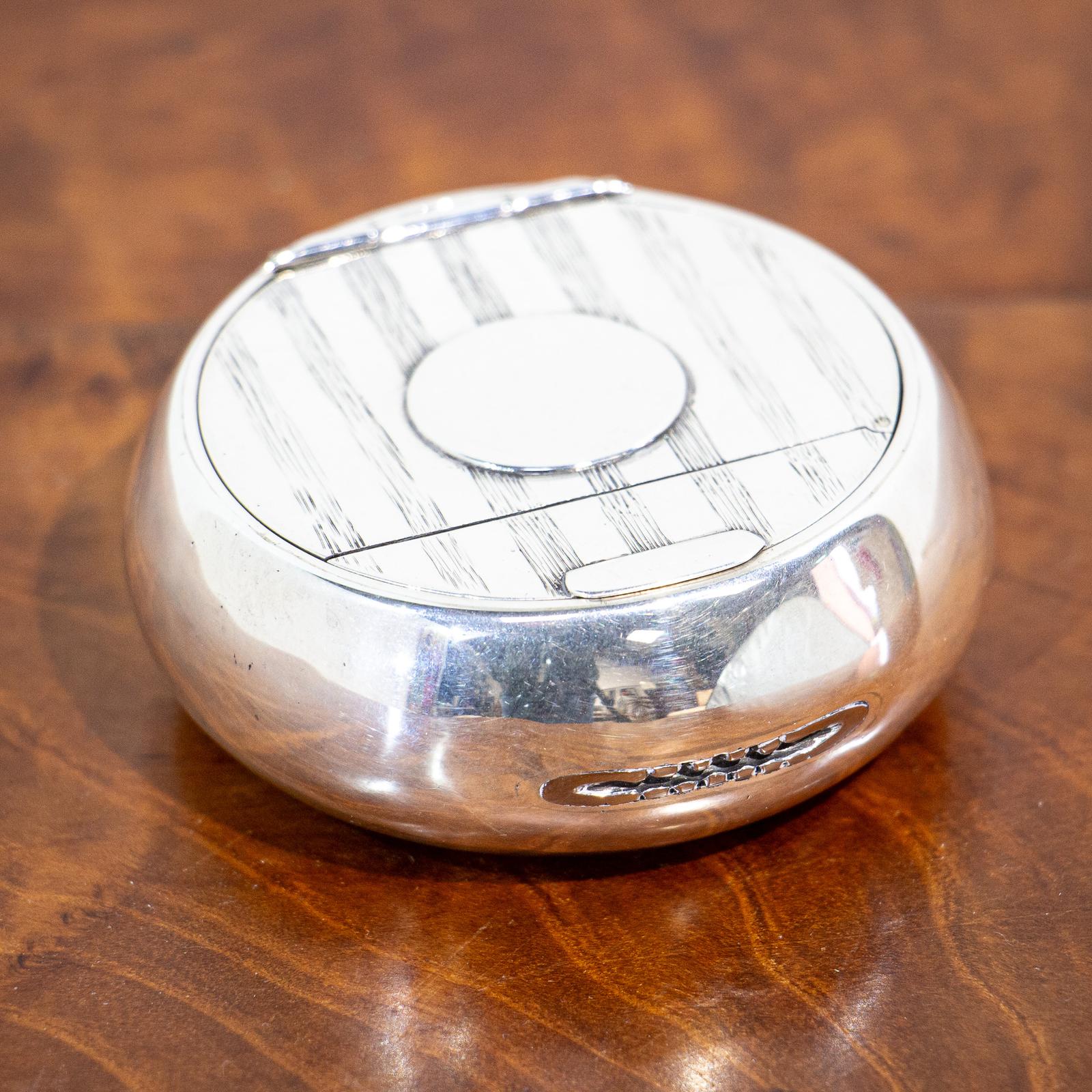 Combination Silver Tobacco Box & Vesta (1 of 9) Combination Silver Tobacco Box & Vesta (1 of 9)