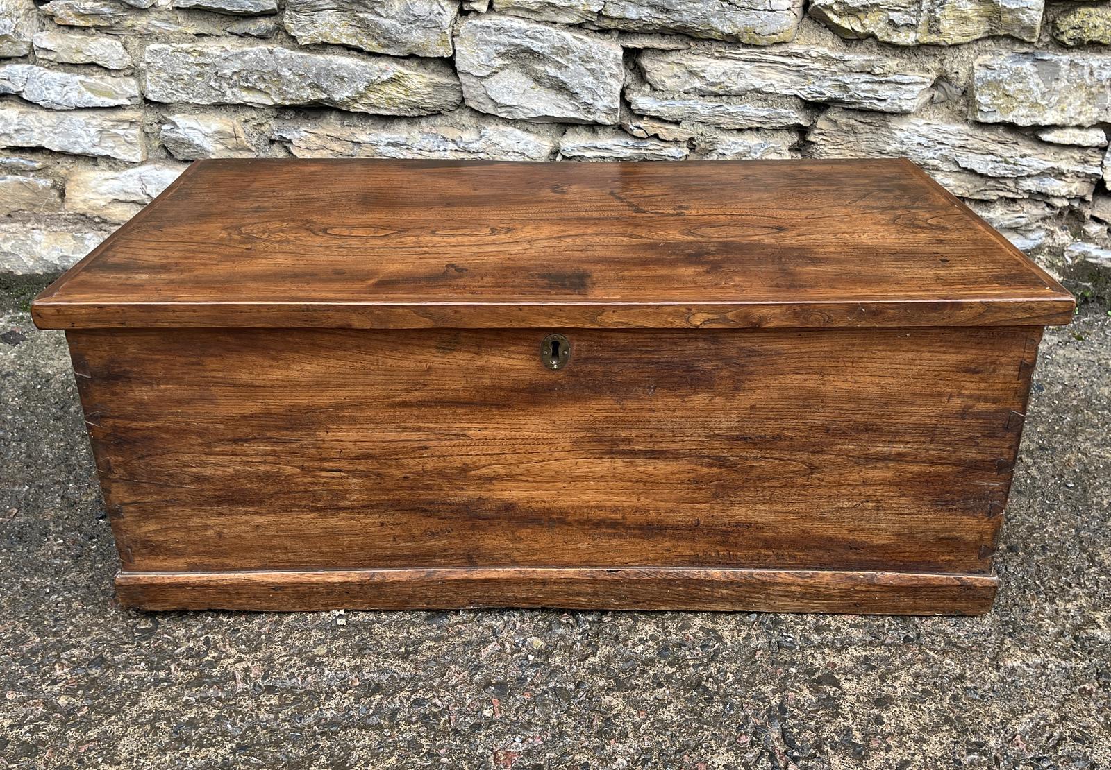 Antique Elm Blanket Box (1 of 22) Antique Elm Blanket Box (1 of 22)