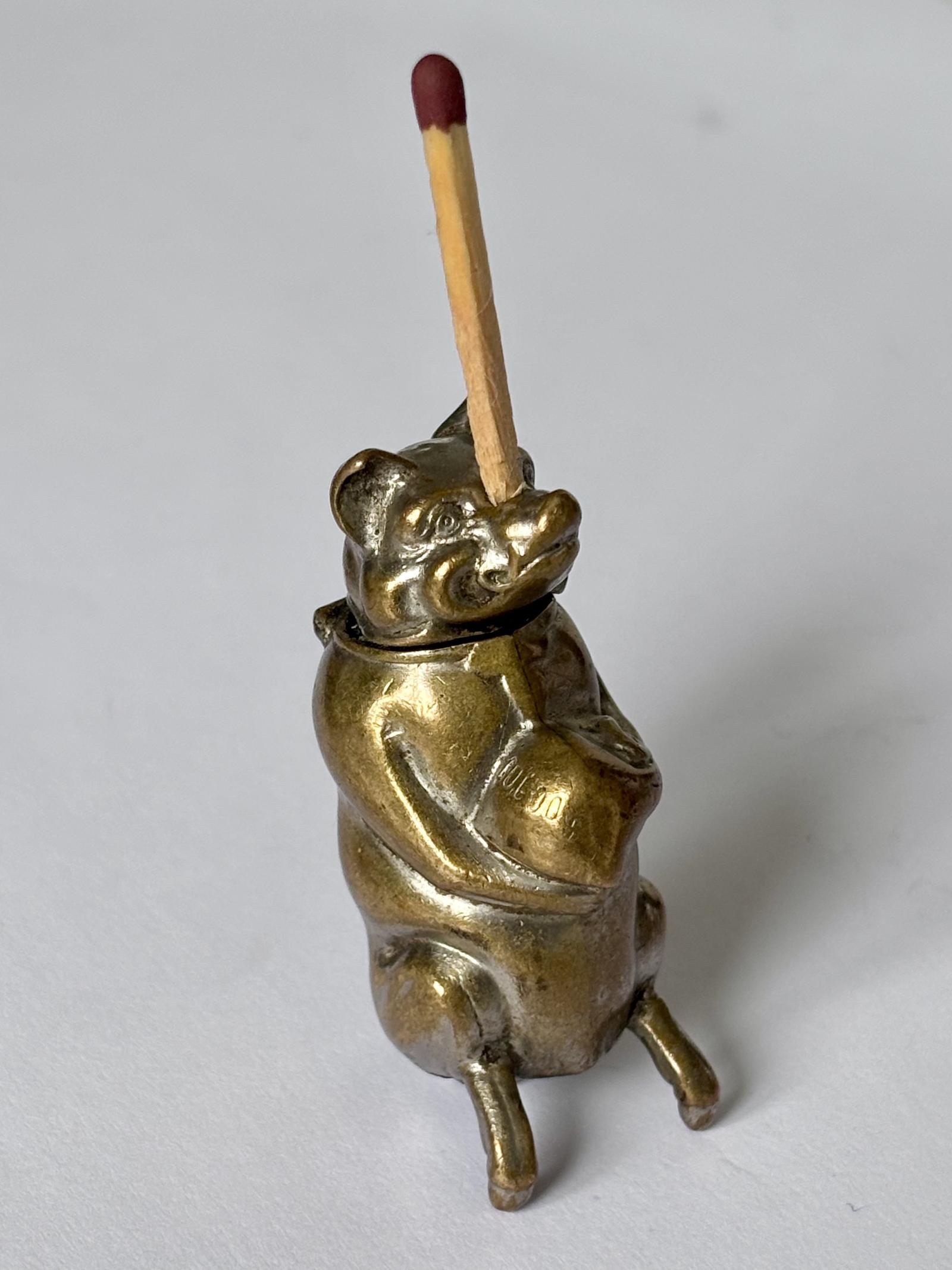 Antique Novelty Seated Pig Vesta Case 'Little Wadhurst Farm' Match Safe (1 of 10) Antique Novelty Seated Pig Vesta Case 'Little Wadhurst Farm' Match Safe (1 of 10)