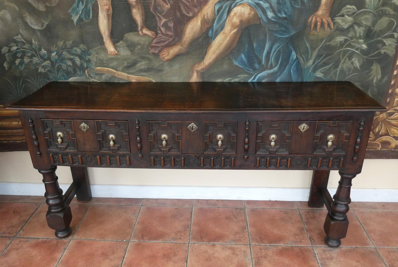 Dresser Base Oak 1750-1760 (1 of 22) Dresser Base Oak 1750-1760 (1 of 22)