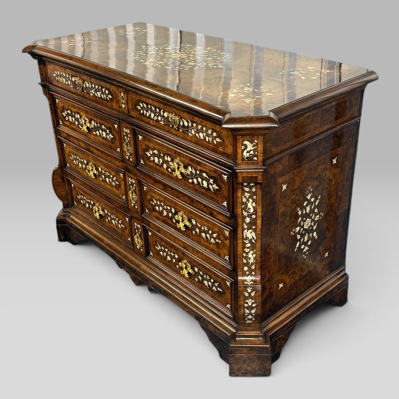 Important Italian Baroque Commode Attributed Grand Ducal Workshops, c.1690–1720 (1 of 9) Important Italian Baroque Commode Attributed Grand Ducal Workshops, c.1690–1720 (1 of 9)