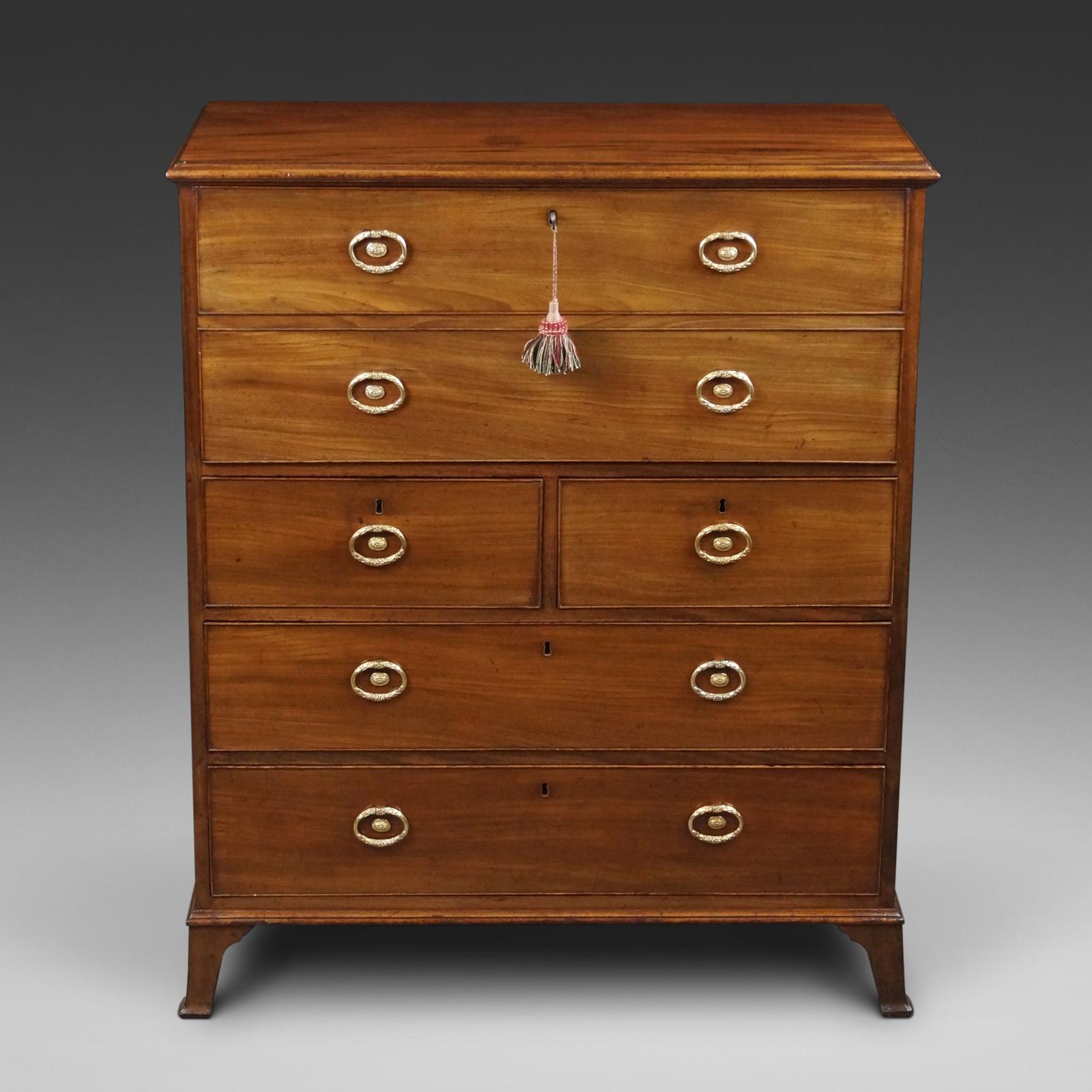 A Superb Gillows Secretaire Chest (1 of 7) A Superb Gillows Secretaire Chest (1 of 7)