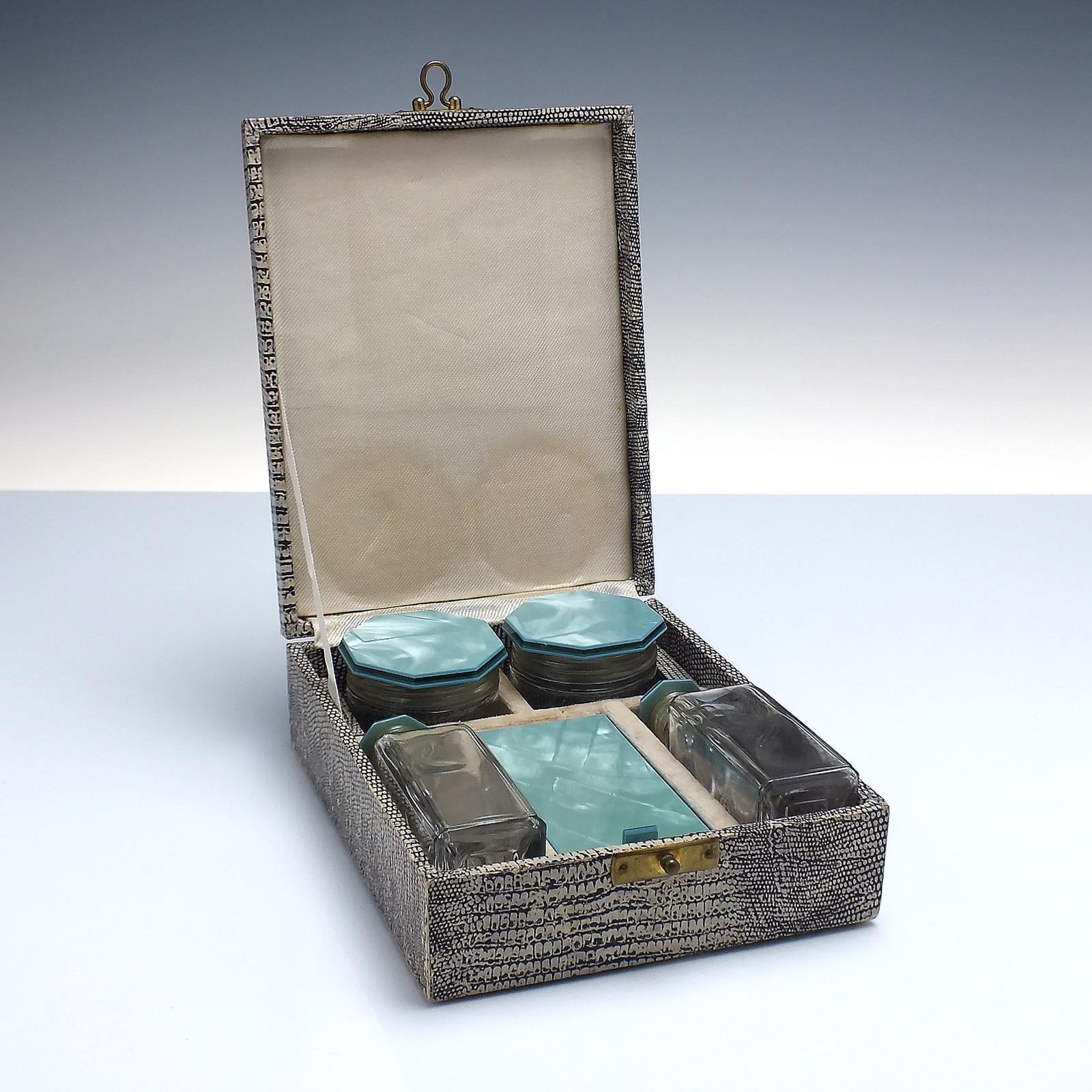 Art Deco Green Mother of Pearl Glass Perfume Cologne Bottle Vanity Set c.1930 - in Original Box (1 of 7)